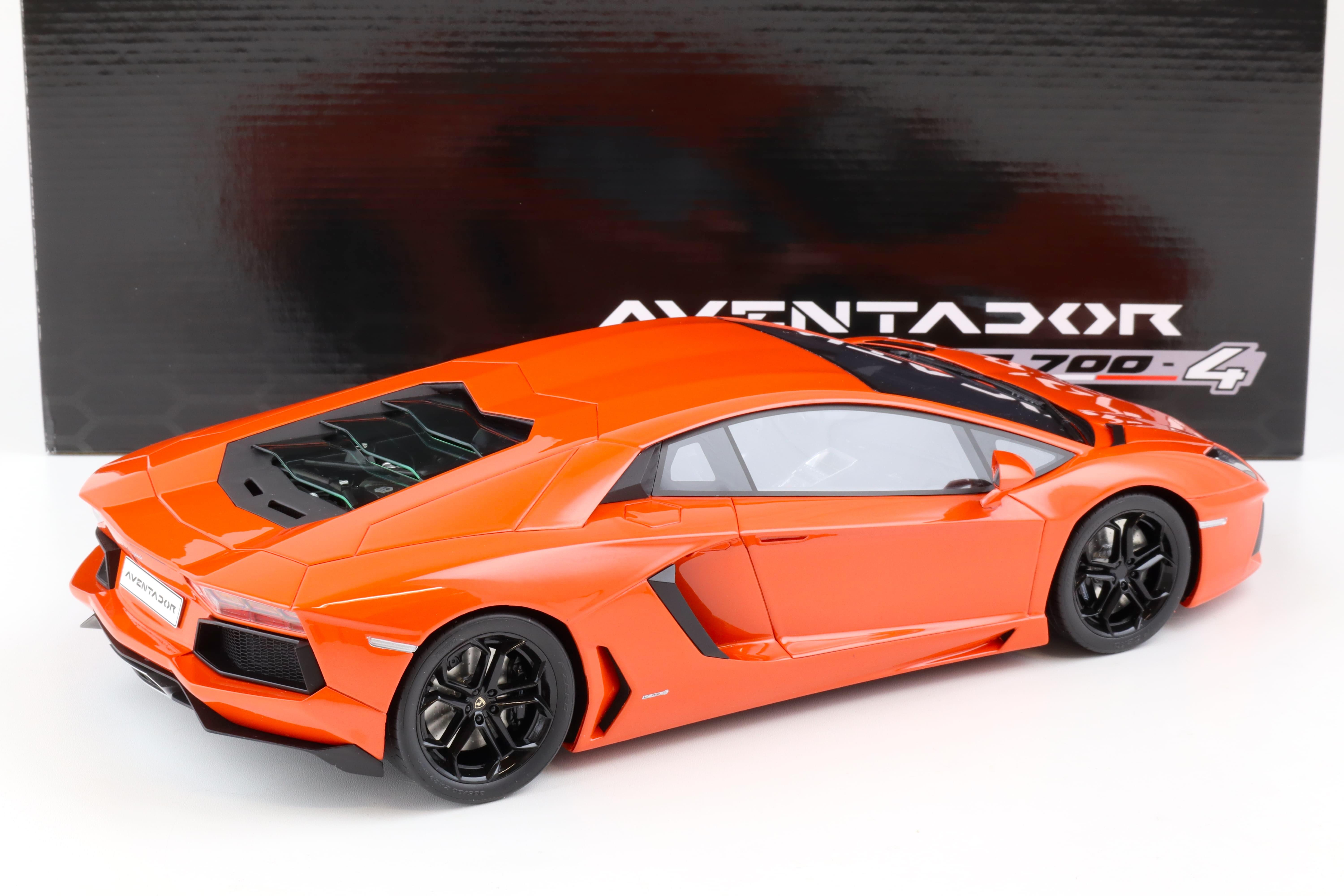 1:12 Kyosho / GT Spirit Lamborghini Aventador LP 700-4 Coupe orange KSR08661P