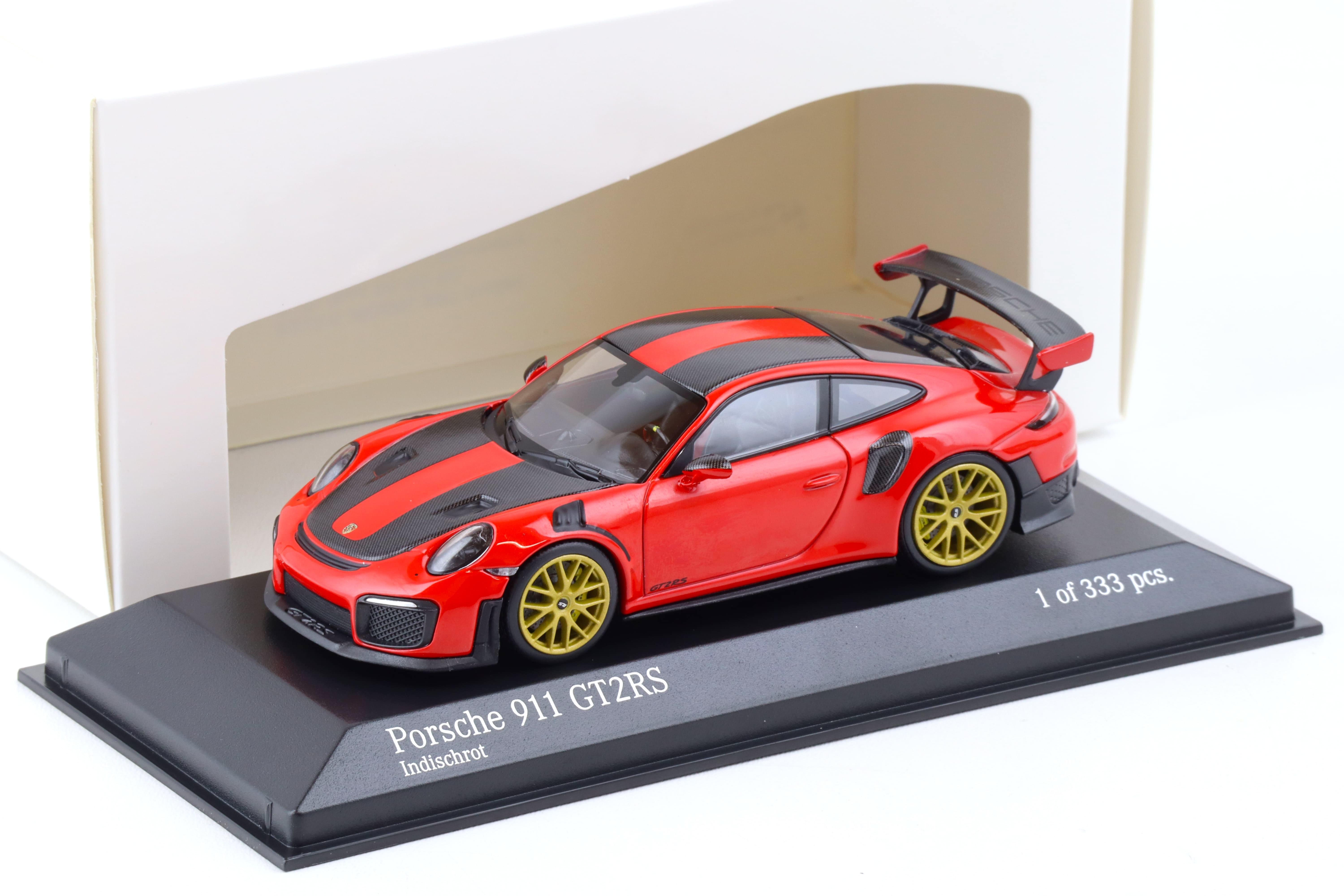 1:43 Minichamps Porsche 911 (991.2) GT2 RS Weissach Package 2018 Indisch red/ gold wheels