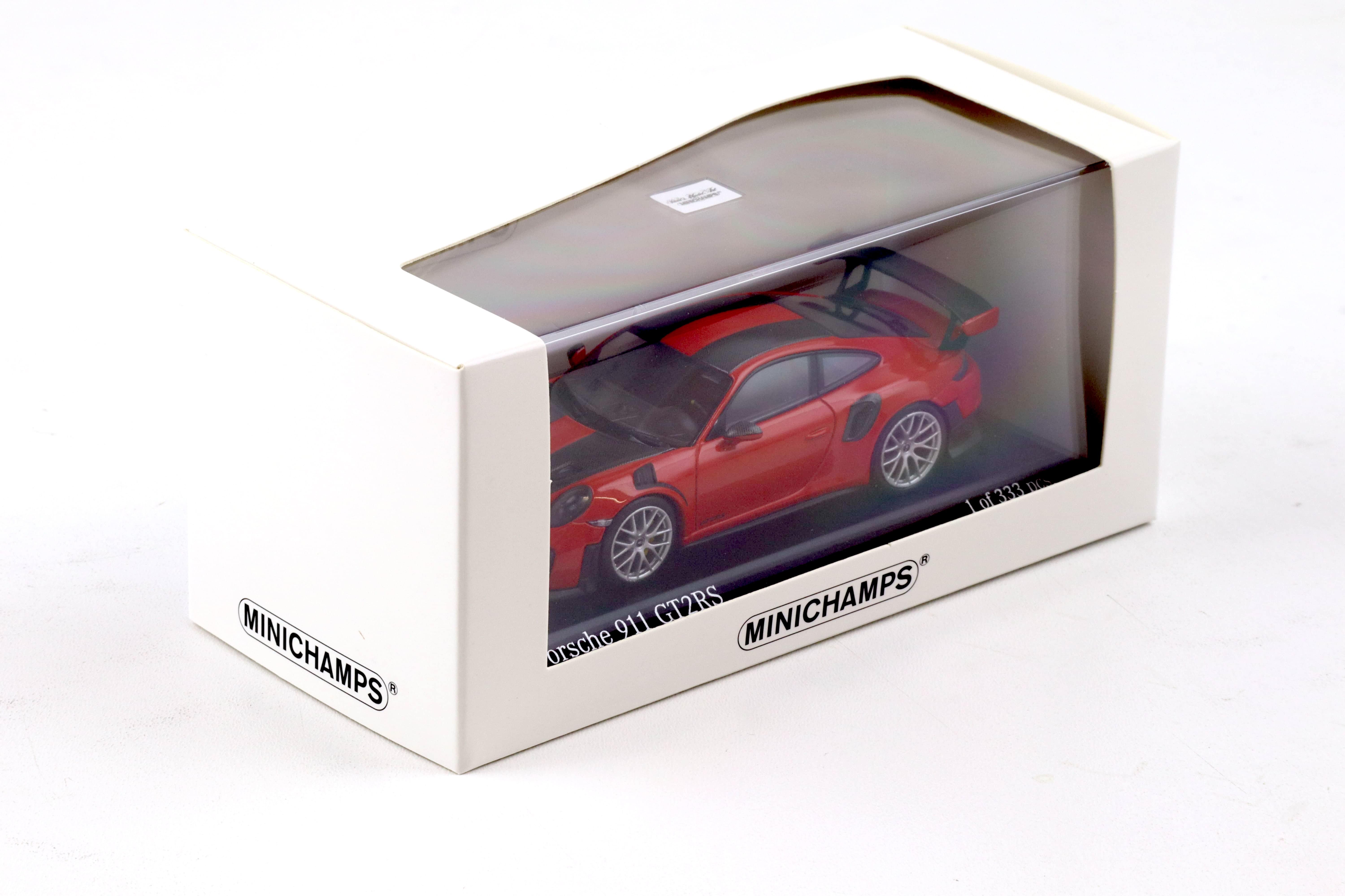 1:43 Minichamps Porsche 911 (991.2) GT2 RS Weissach Package 2018 Indisch red/ silver wheels