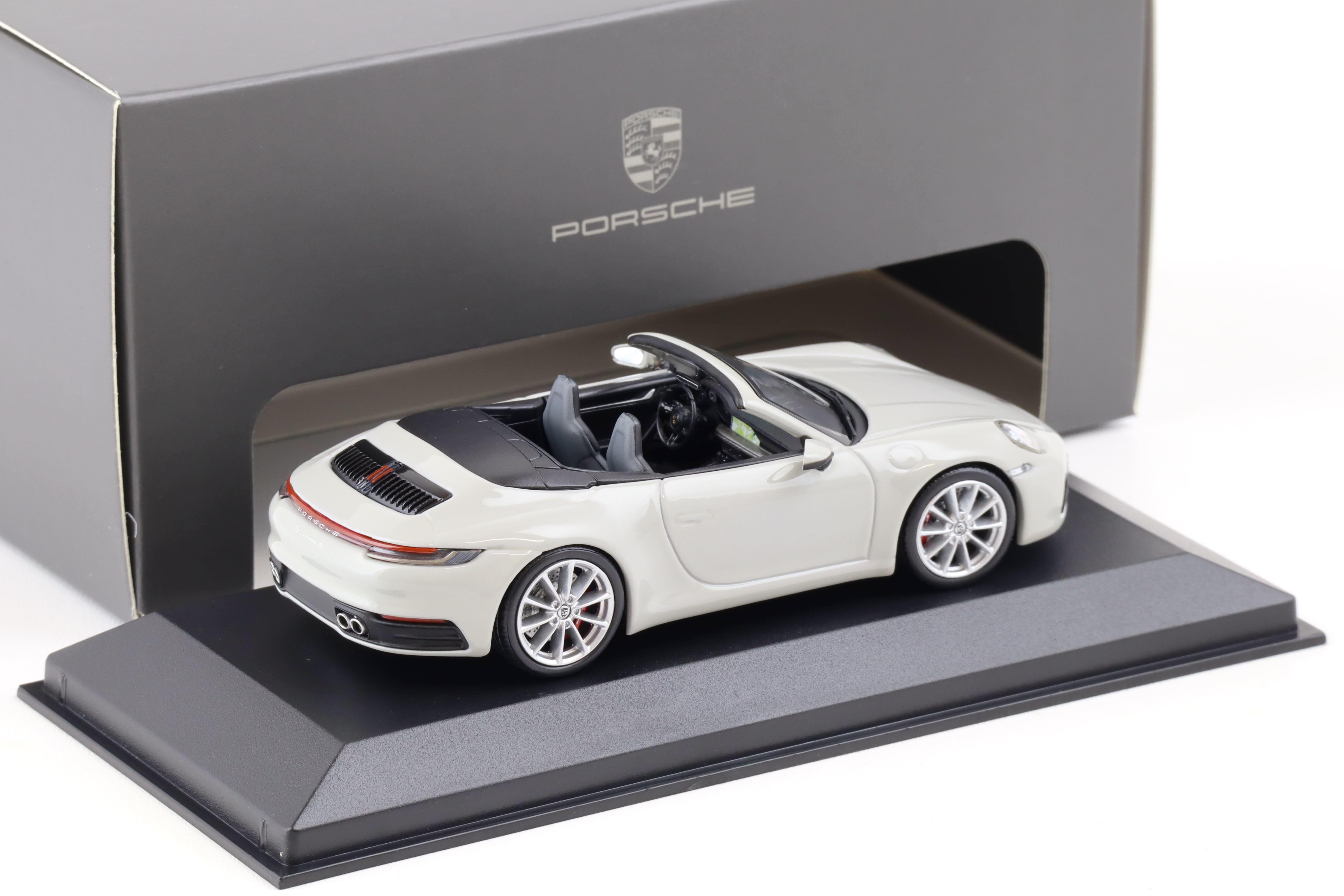 1:43 Minichamps Porsche 911 (992) Carrera S Cabriolet chalk/ black WAP DEALER