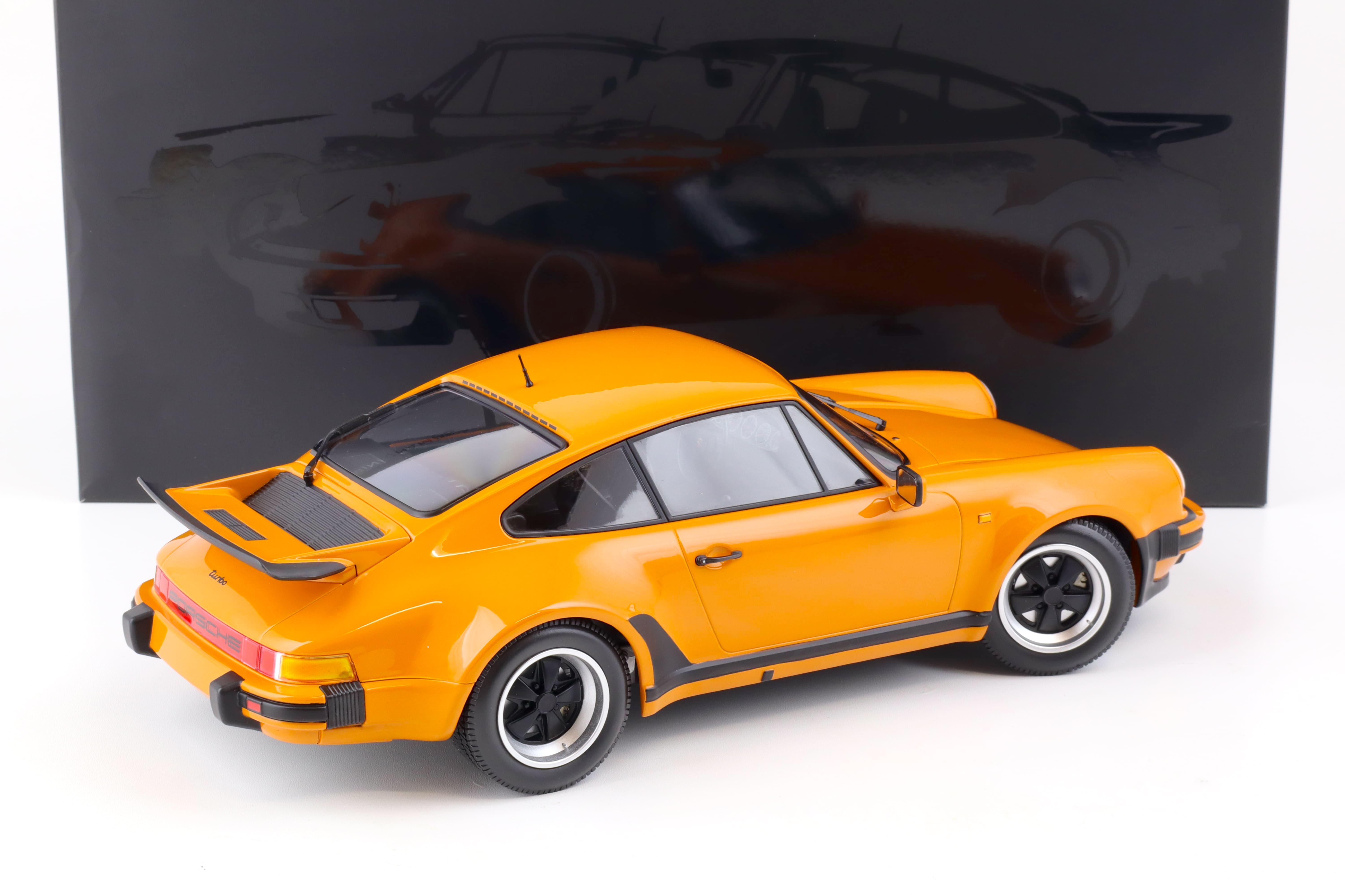 1:12 Minichamps Porsche 911 (930) Turbo Coupe 1977 orange