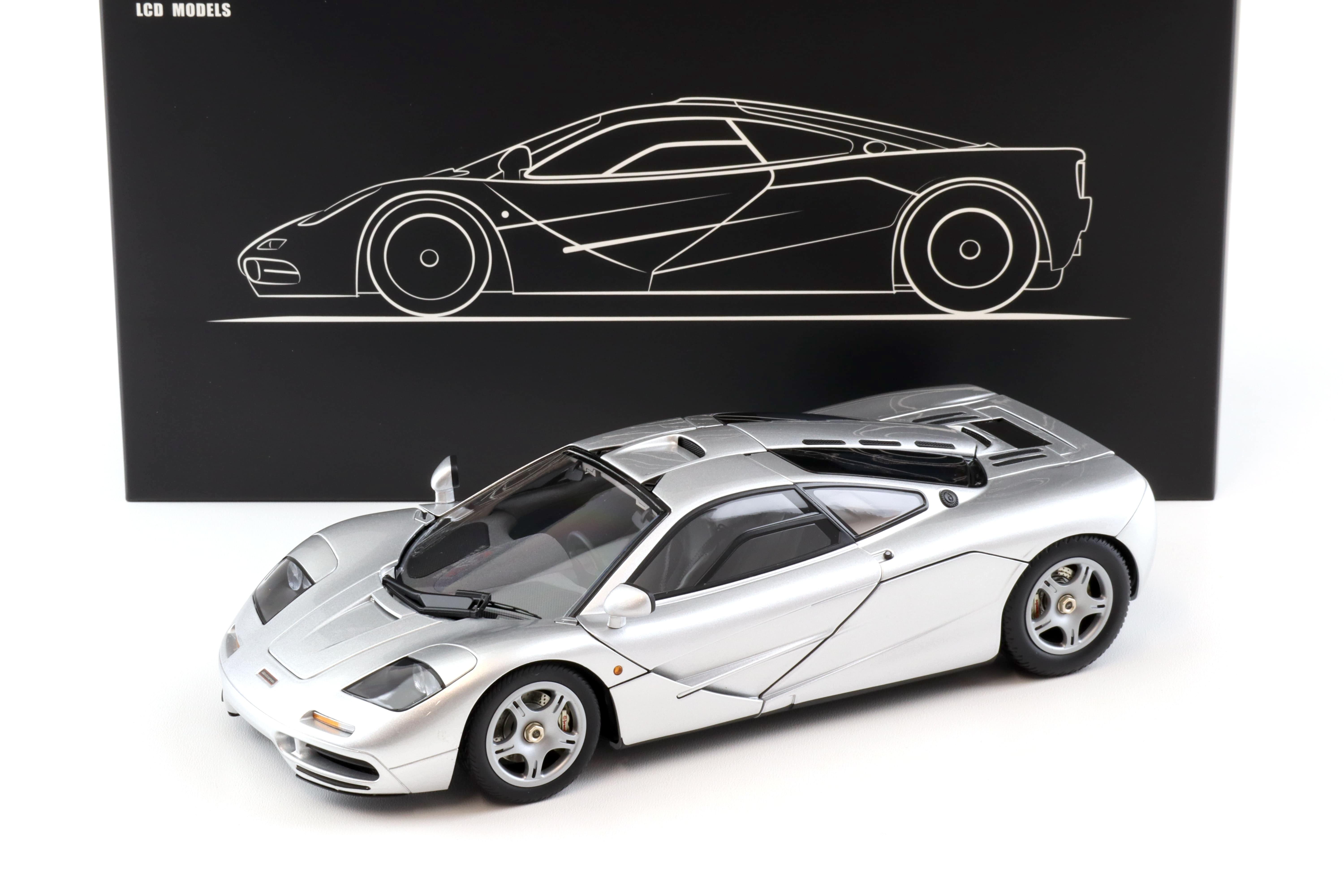 1:18 LCD Models McLaren F1 Road Car silver metallic 1995 LCD18014-SI