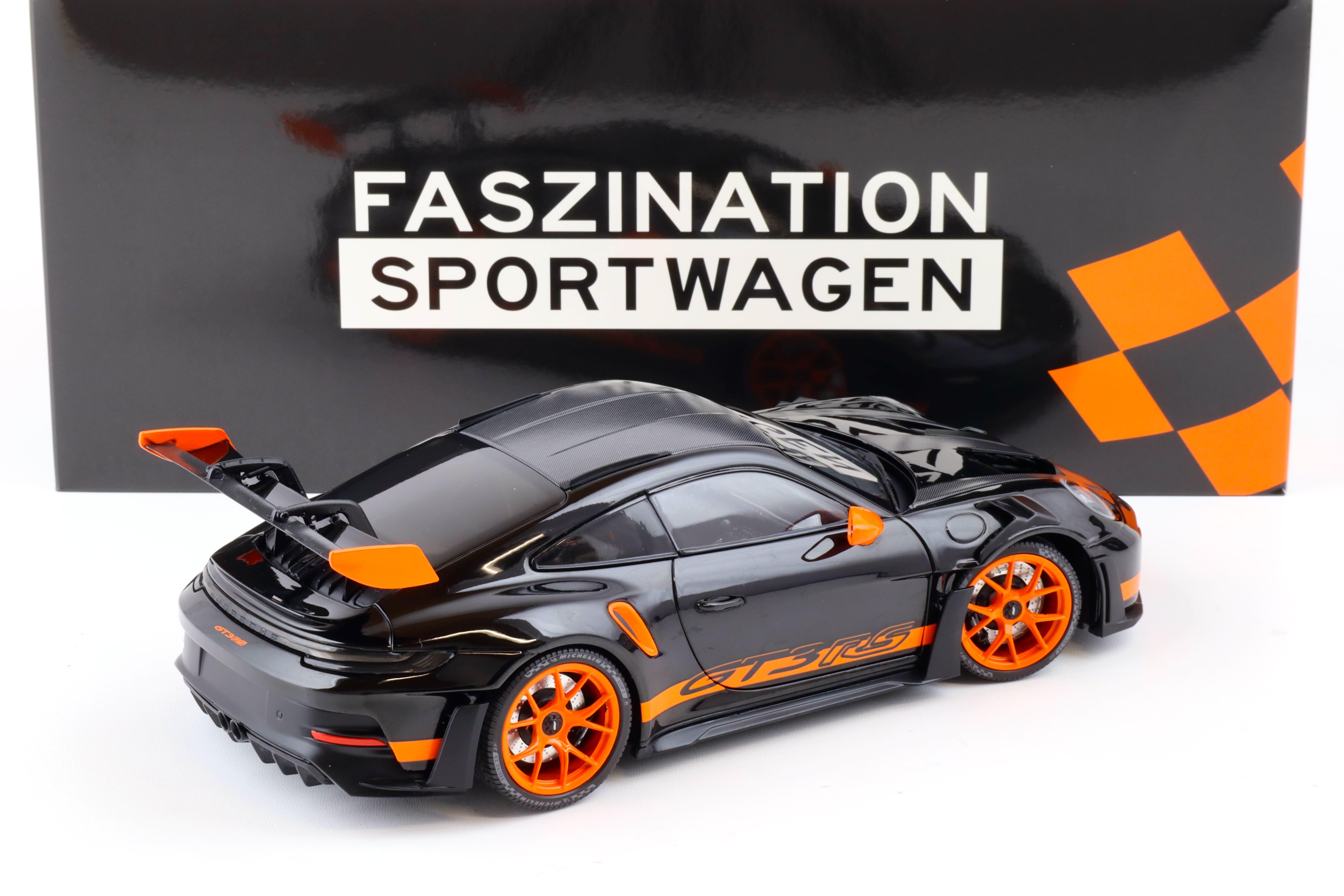1:18 Minichamps Porsche 911 (992) GT3 RS Weissach Package 2023 black/ orange