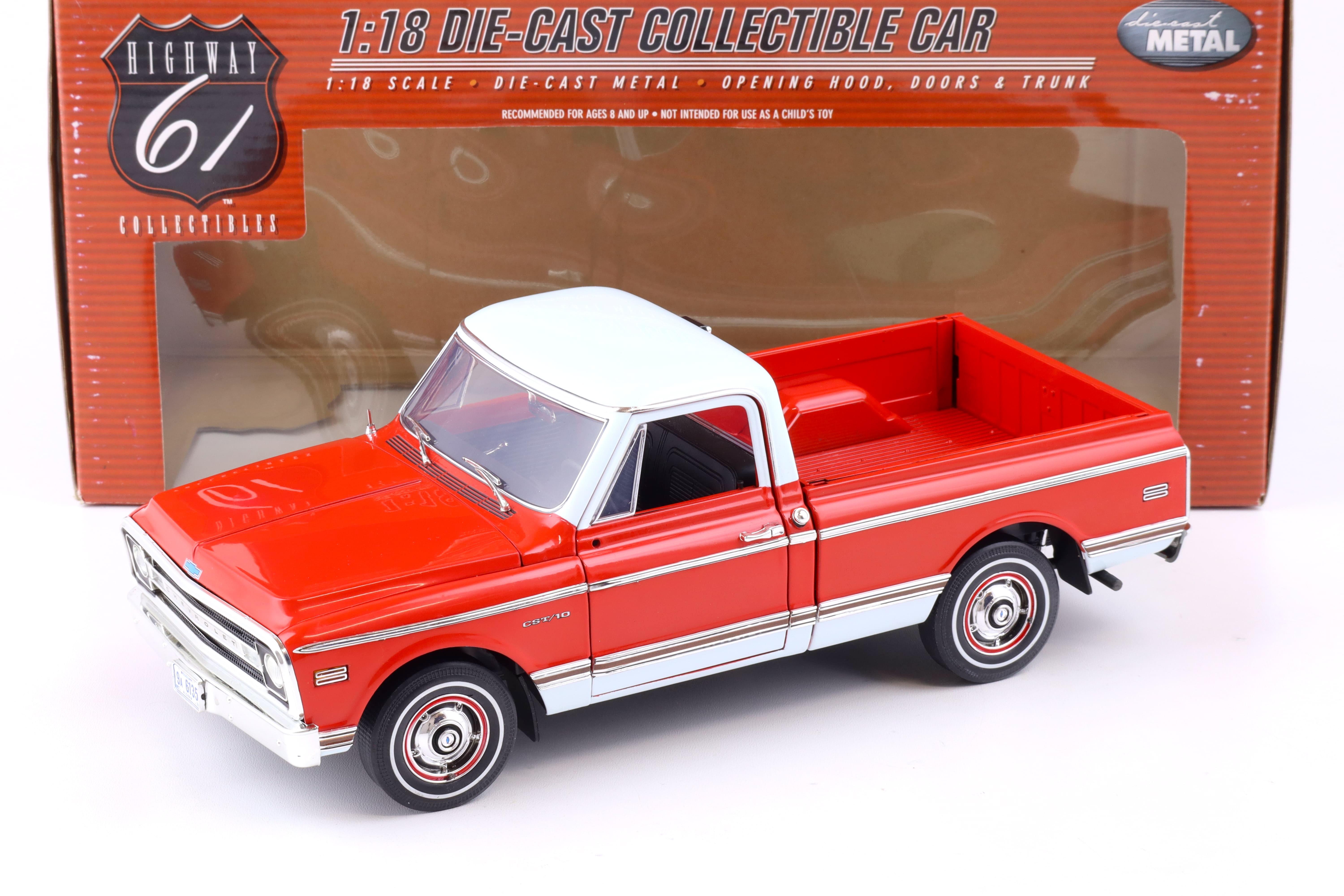1:18 Highway61 Chevrolet Fleetside Pickup 1972 CST/10  red/ white 50559
