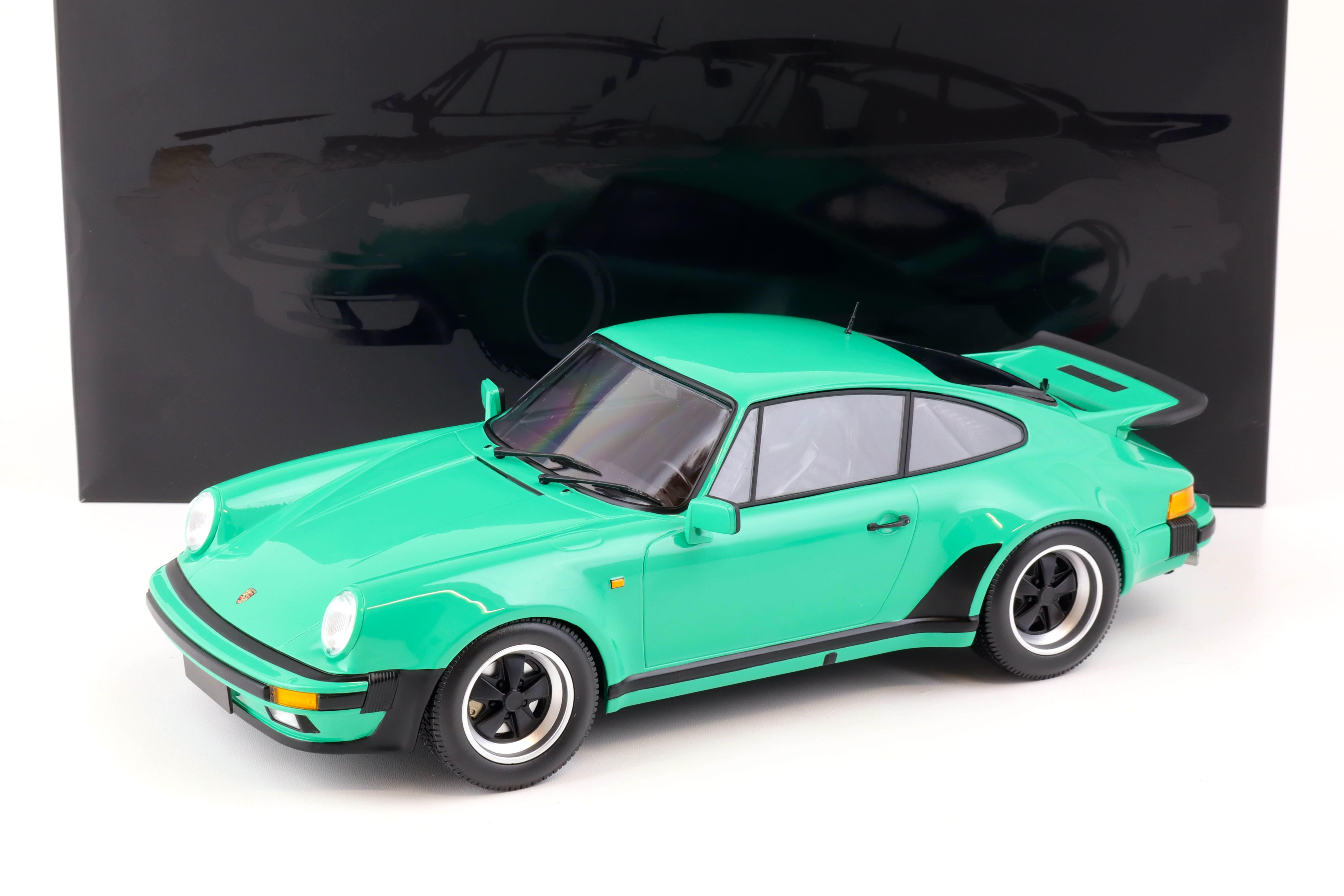 1:12 Minichamps Porsche 911 (930) Turbo Coupe 1977 mint green