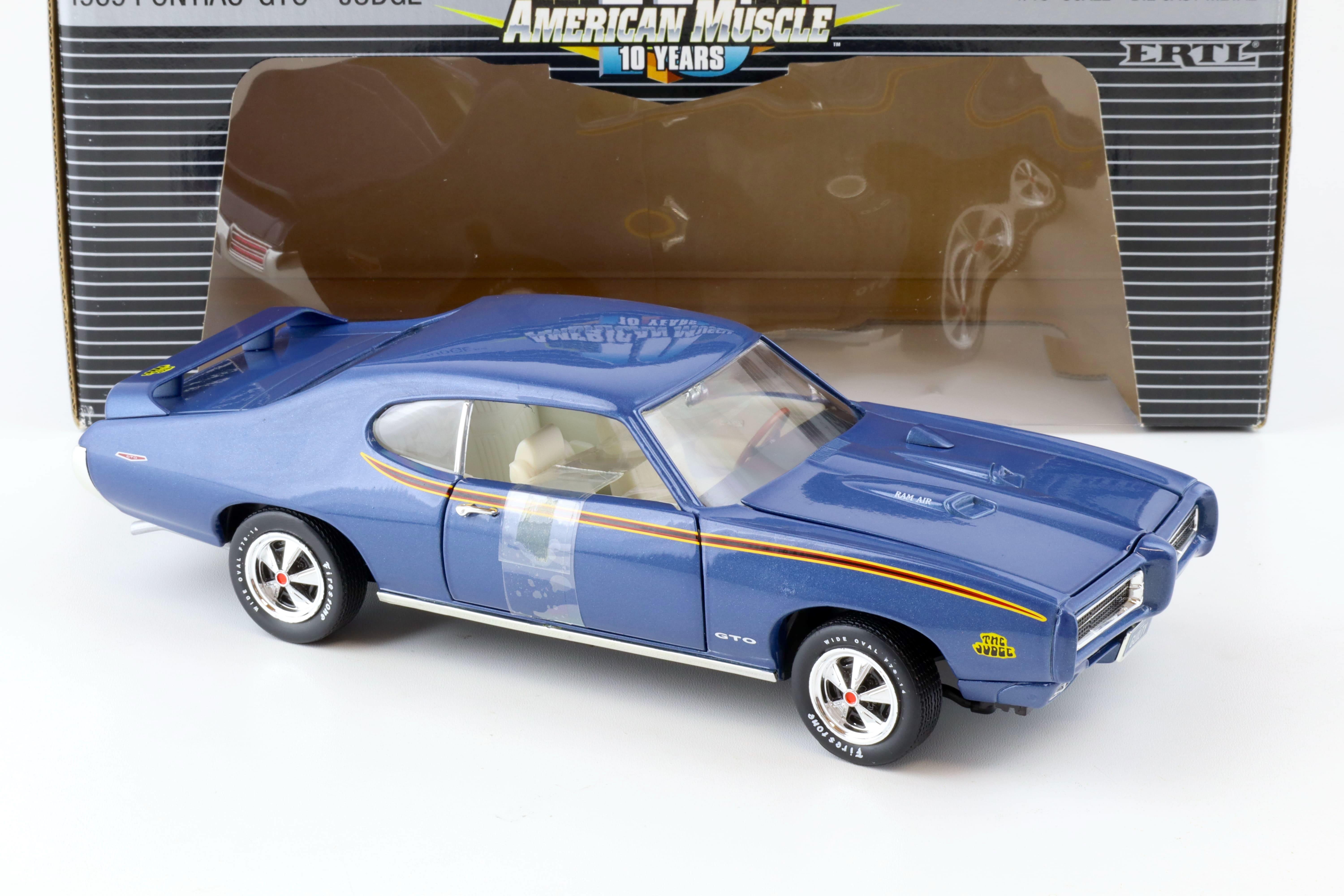 1:18 ERTL 1969 Pontiac GTO Coupe THE JUDGE blue metallic 