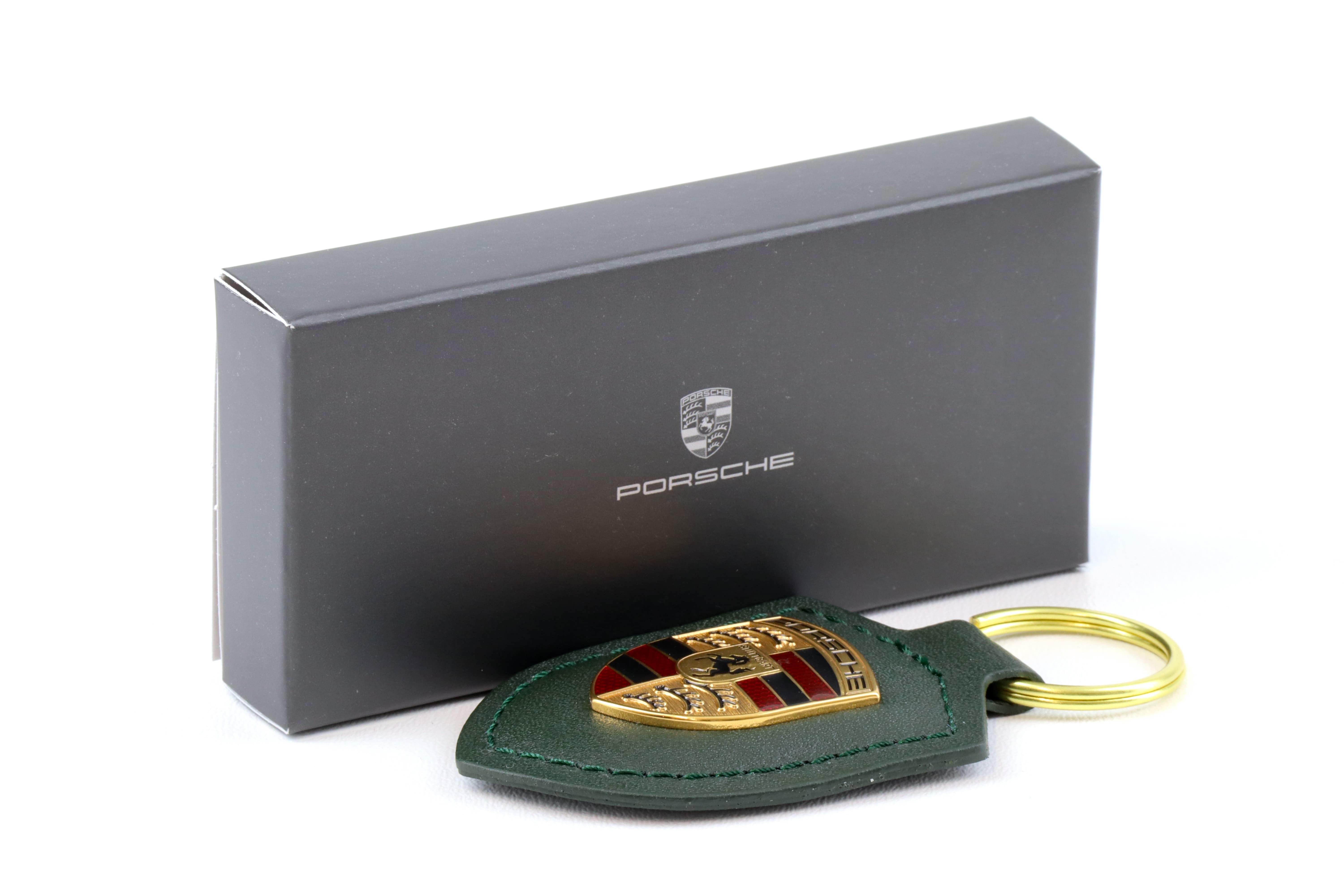 Original Porsche Wappen Schlüsselanhänger Keychain Leder Oak green WAP DEALER