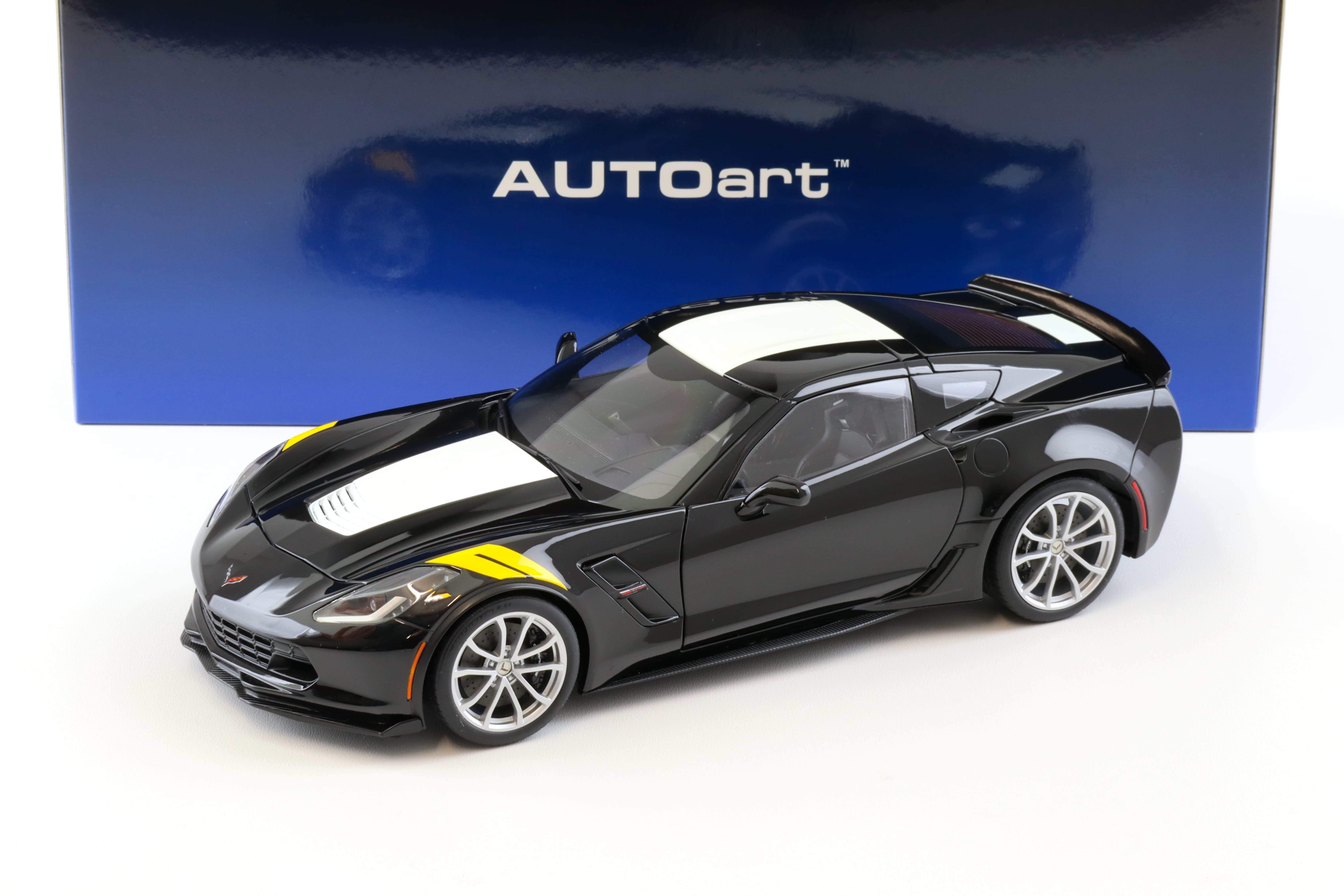 1:18 AUTOart Chevrolet Corvette C7 Grand Sport black/ white stripes 71273