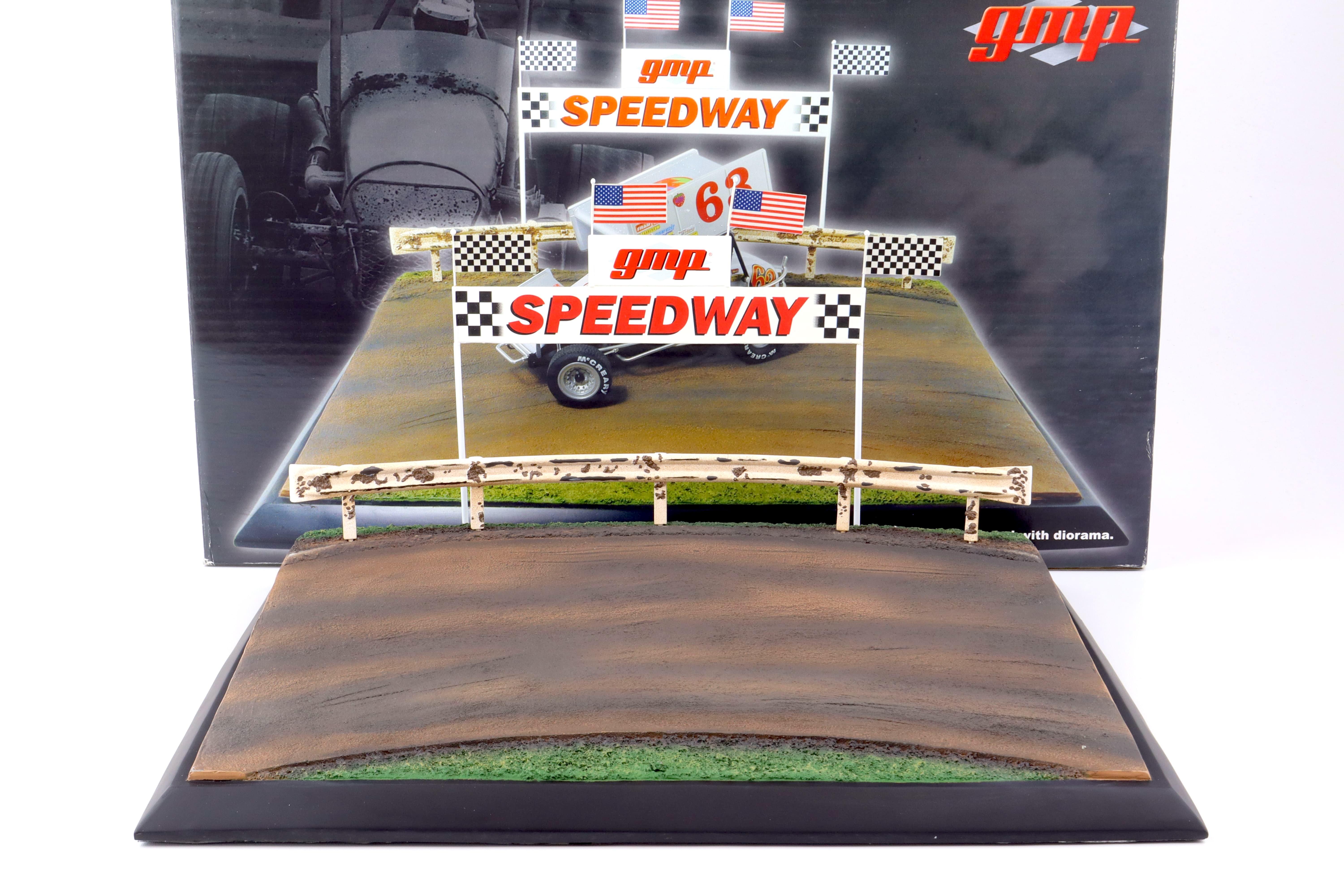 1:18 GMP Scale Diorama Dirt Track Speedway G1800135