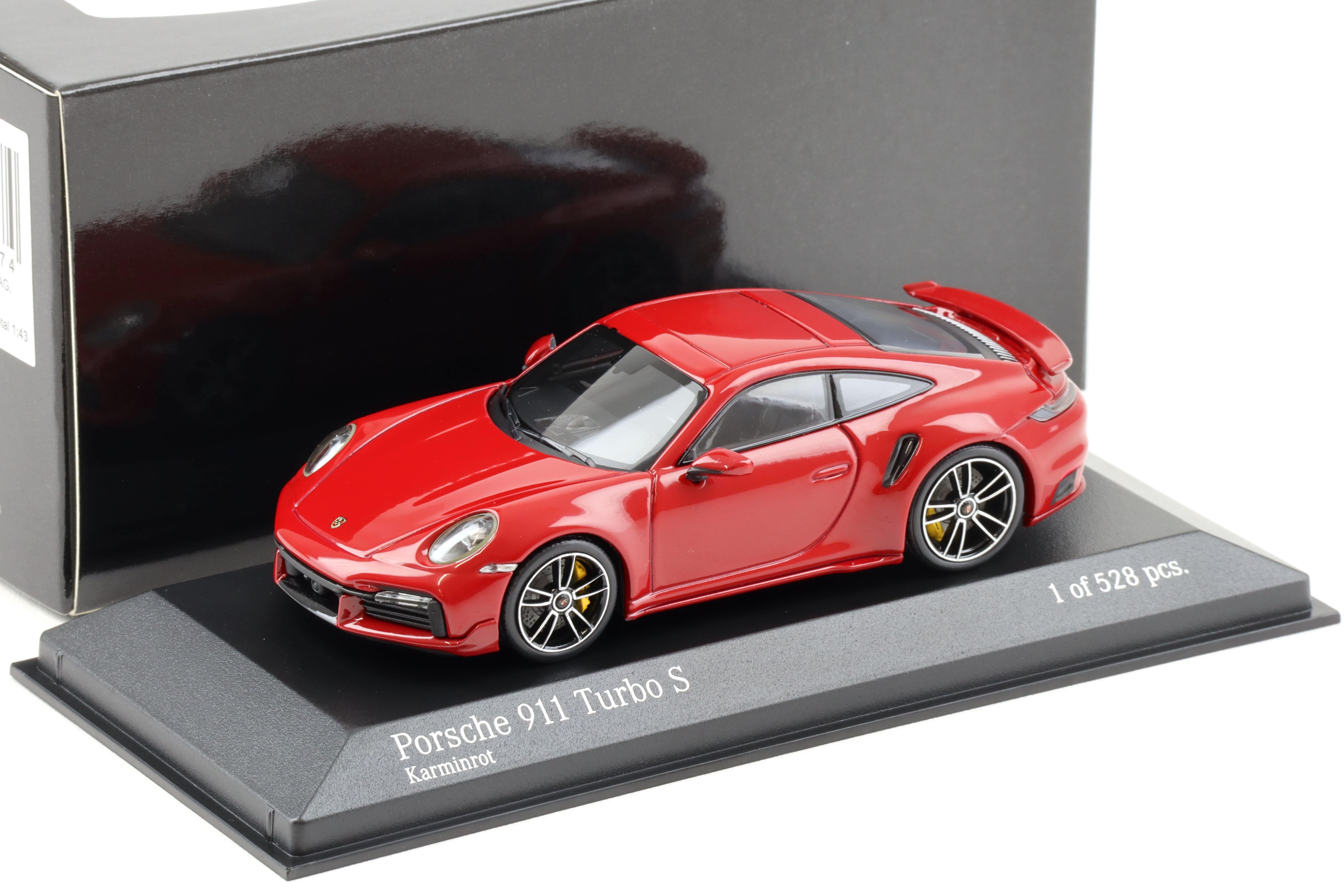 1:43 Minichamps Porsche 911 (992) Turbo S Coupe Sport Design 2021 Karmin red