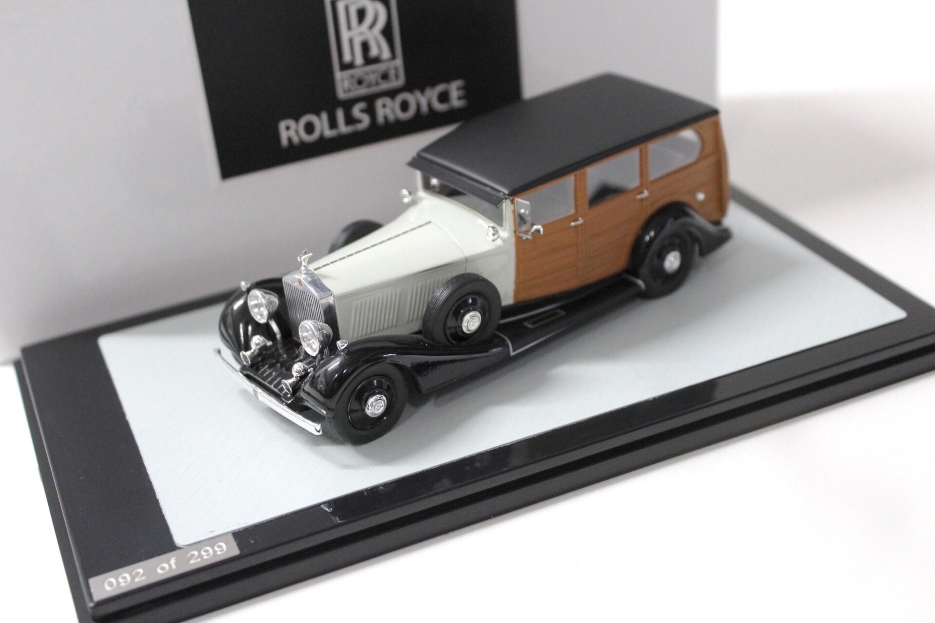 GLM Models 1/43 Rolls-Royce Phantom Shooting Brake 1928 - Modello In Resina Nero #43204702