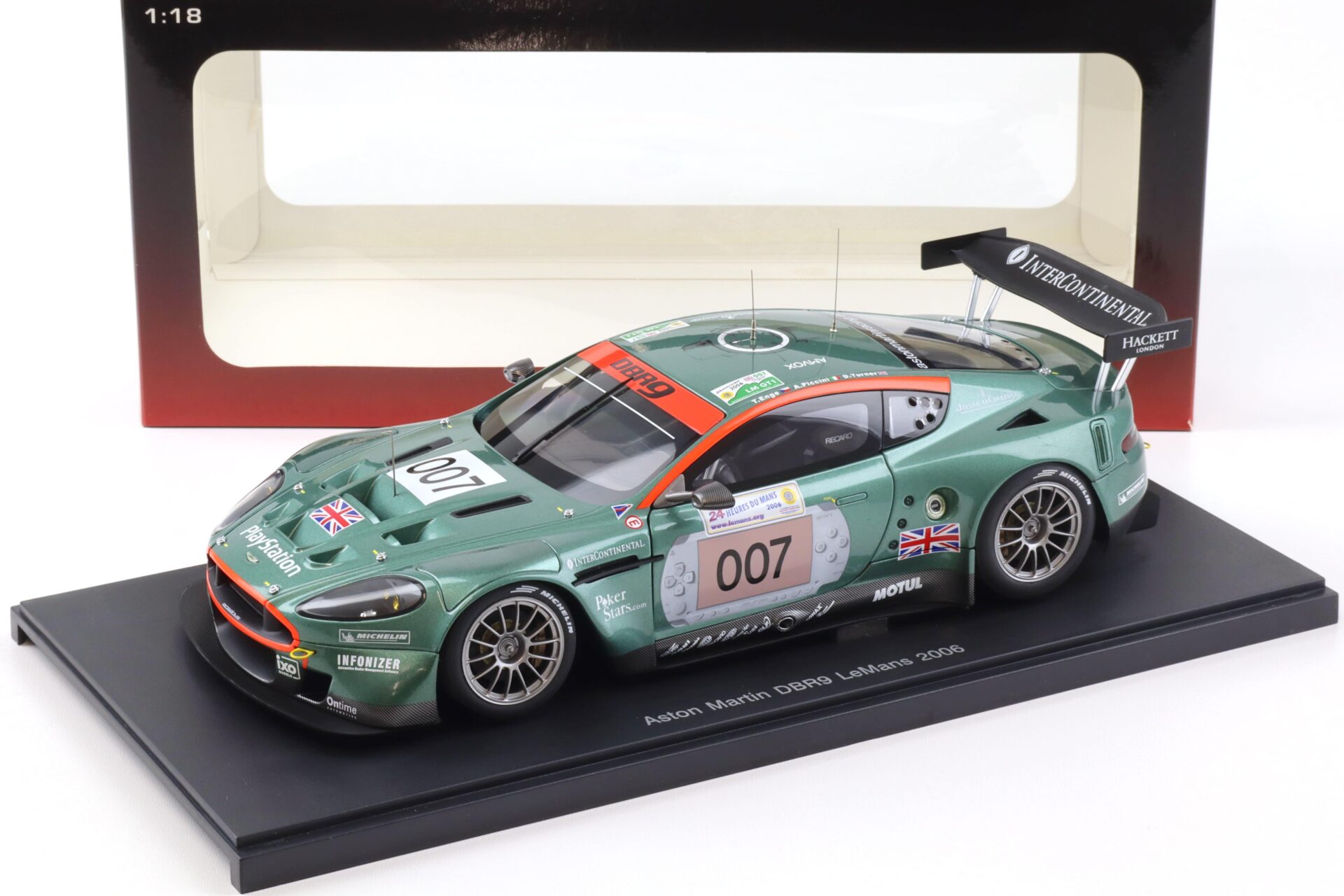 1:18 AUTOart Aston Martin DBR9 Le Mans 24h 2006 #007 Enge/ Turner