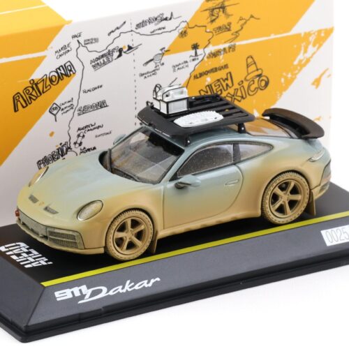 1:43 Spark Porsche 911 (992) Dakar AHEAD Sombra verde Versión sucia WAP DEALER - Imagen 1