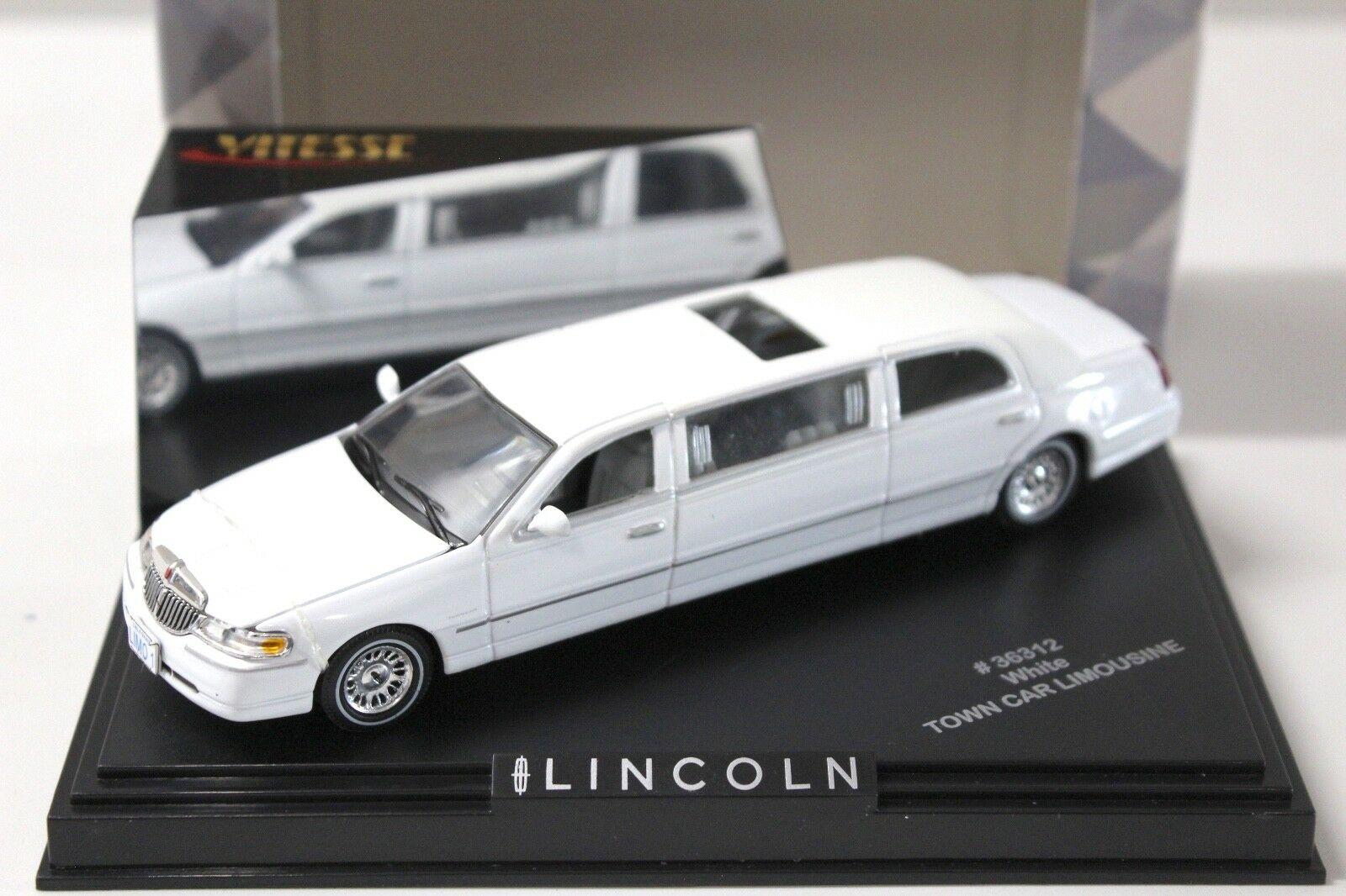ID 33913 orig.jpg 1:43 Vitesse Lincoln Town Car Limousine white/ white