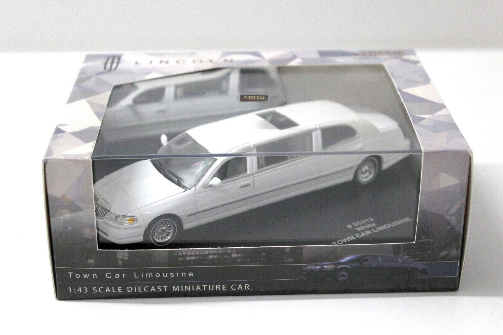 1:43 Vitesse Lincoln Town Car Limousine white/ white