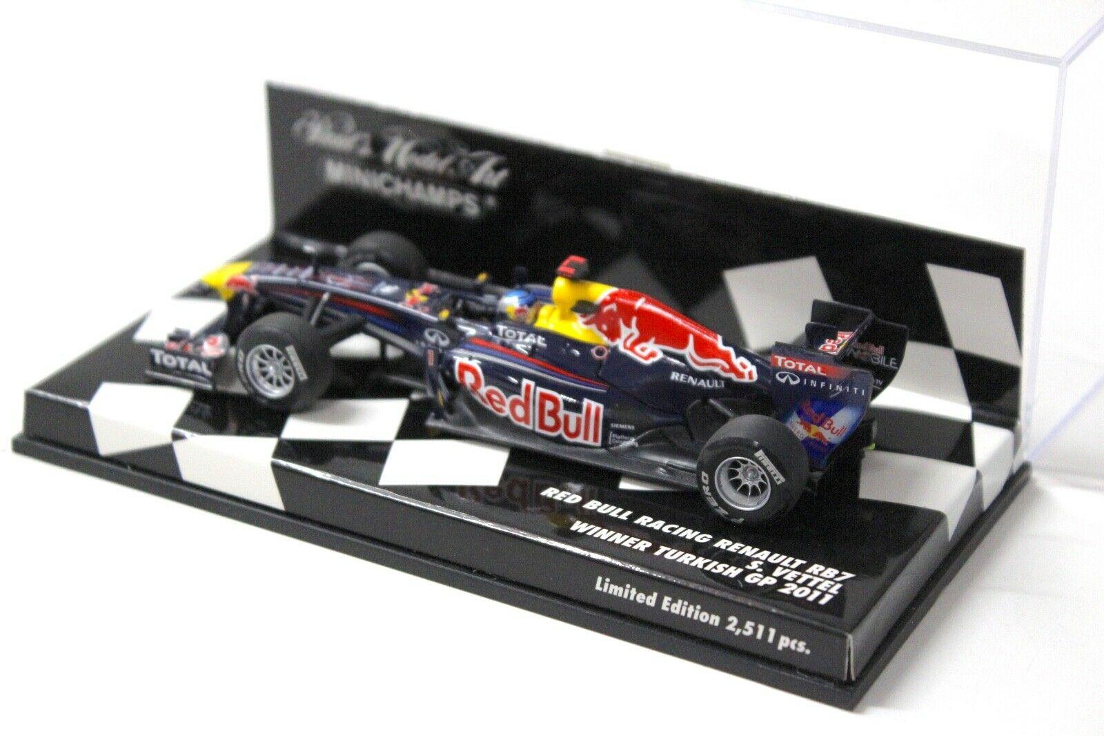 1:43 Minichamps Red Bull Racing Renault RB7 Vettel Turkish GP