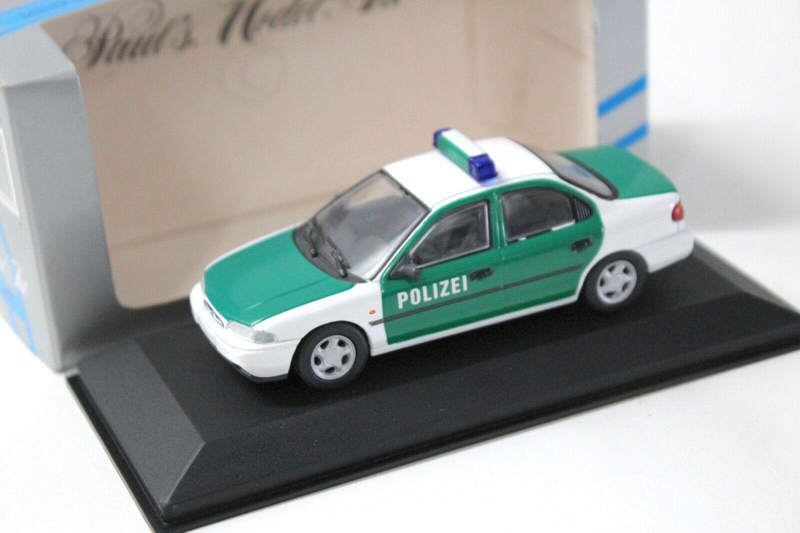 1:43 Minichamps Ford Mondeo Limousine POLIZEI