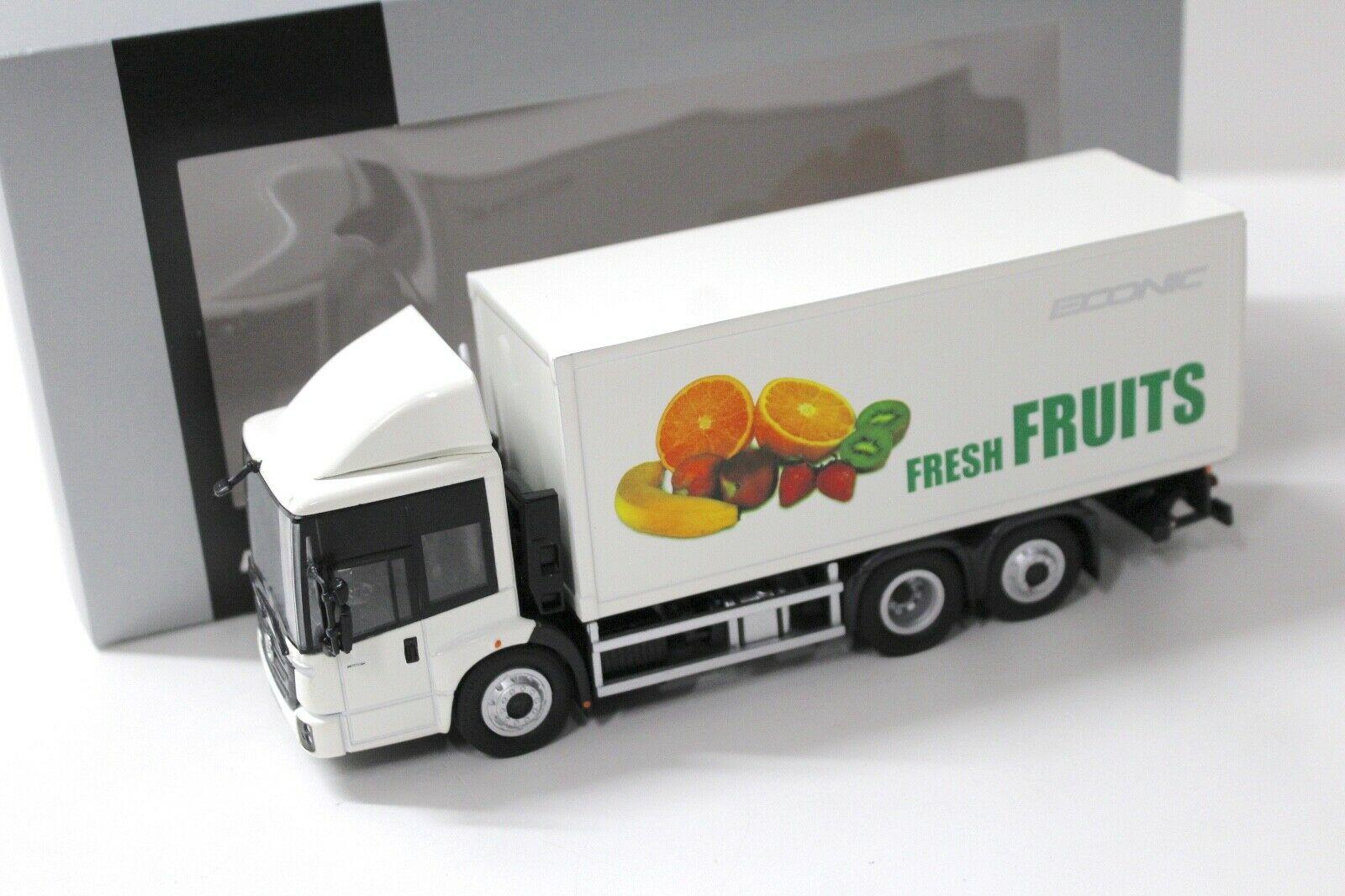 ID 36778 orig 1.jpg 1:50 NZG Mercedes Econic Koffer Fresh Fruits DEALER VERSION