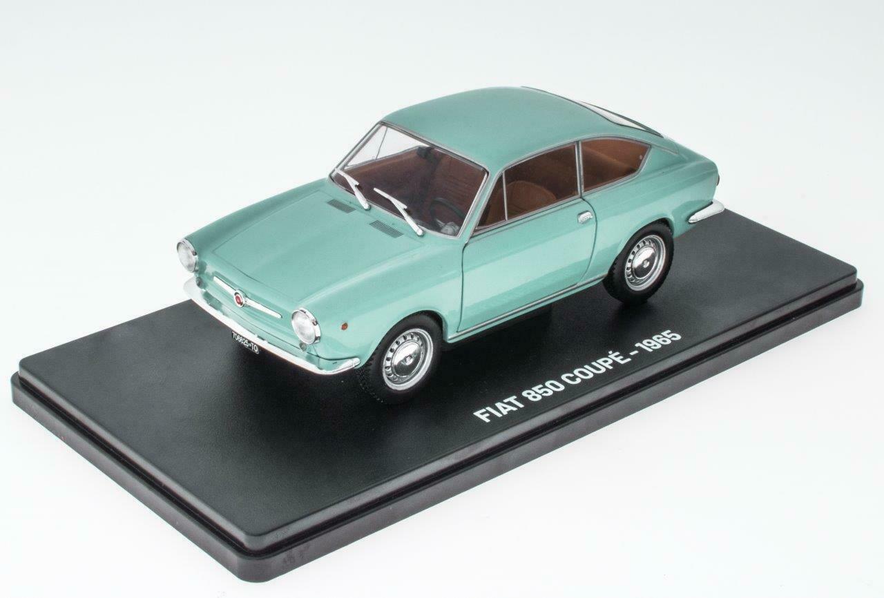 ID 38494 orig 1.jpg 1:24 Hachette Fiat 850 Coupe 1965 blue 120 Jahre