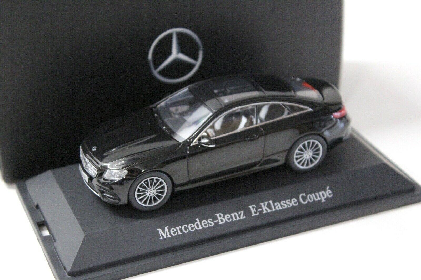 ID 39133 orig 1.jpg 1:43 iScale Mercedes E-Klasse Coupe black DEALER VERSION