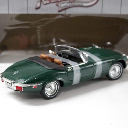 1:18 Road Signature Jaguar E-Type Roadster 1971 green