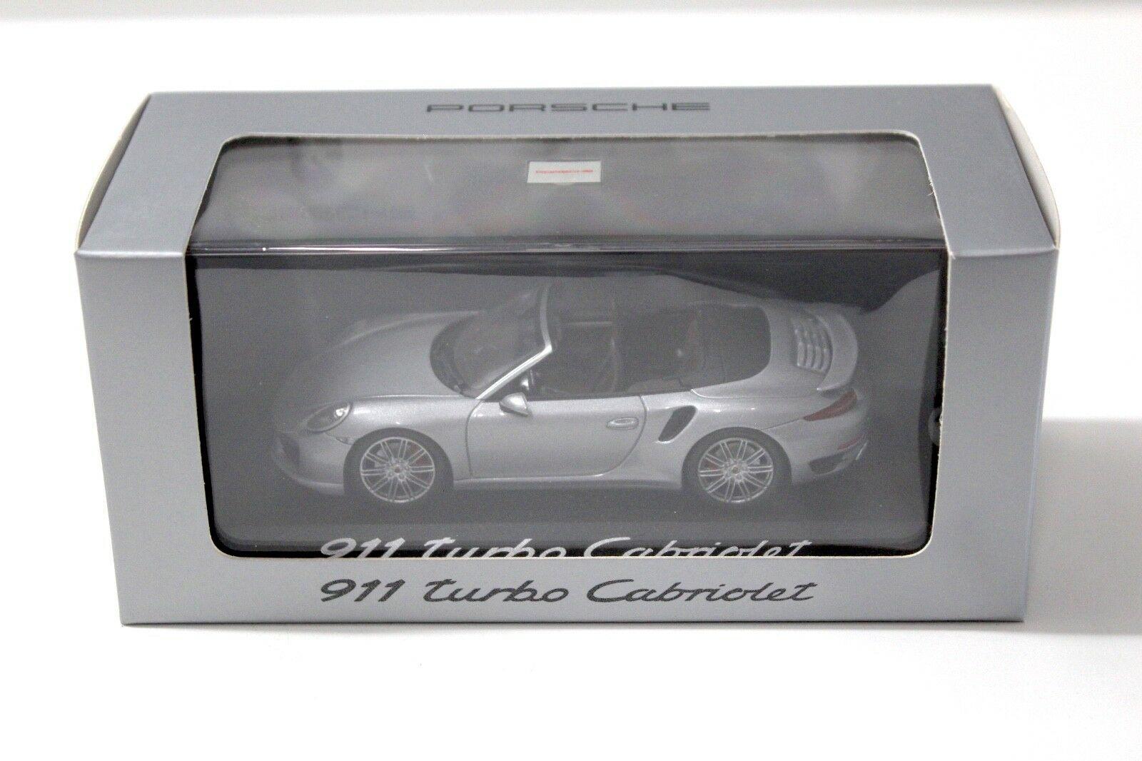 1:43 Minichamps Porsche 911 (991) Turbo Cabriolet silver DEALER VERSION