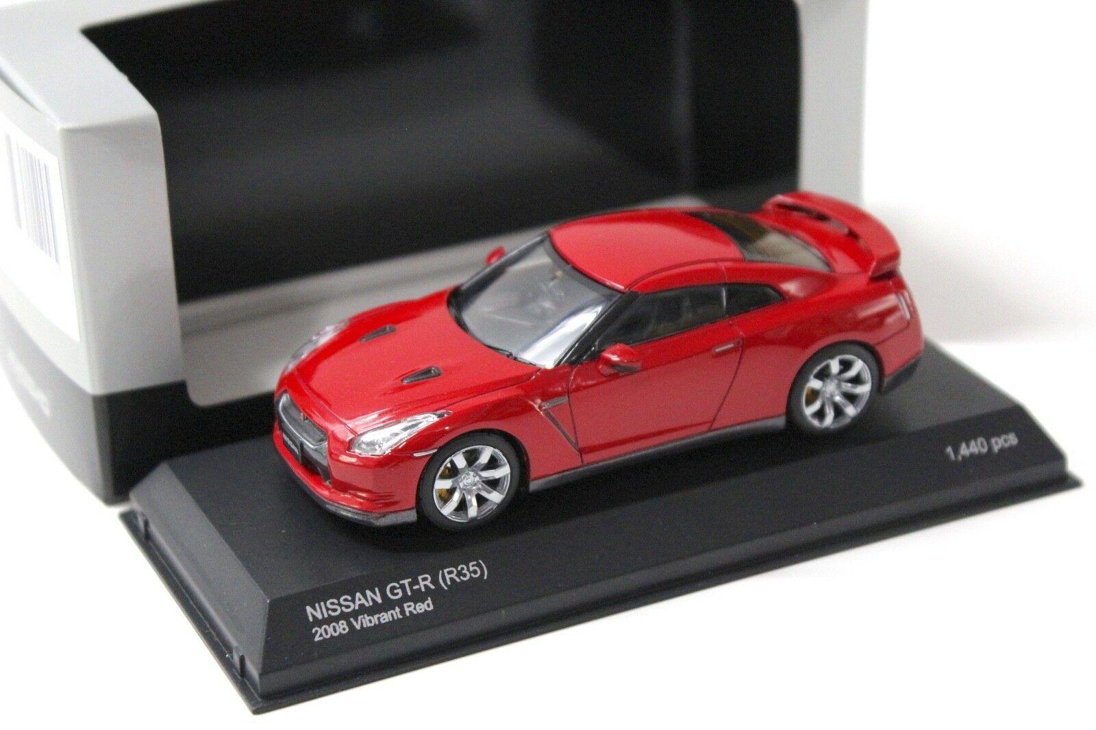 ID 42236 orig.jpg 1:43 Kyosho Nissan GT-R R35 Vibrant red 2008