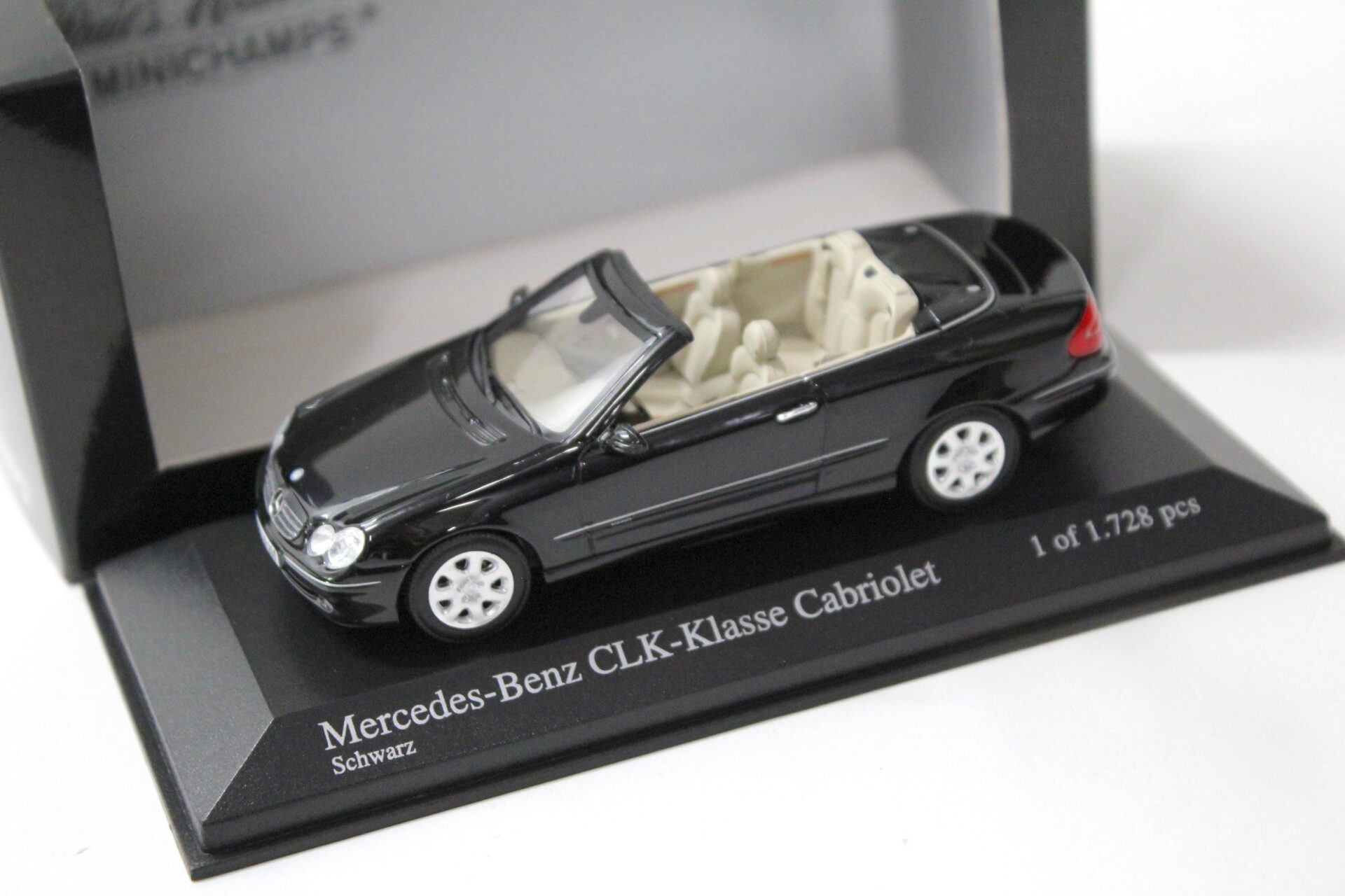 ID 42914 orig 1.jpg 1:43 Minichamps Mercedes CLK Convertible 2003 black