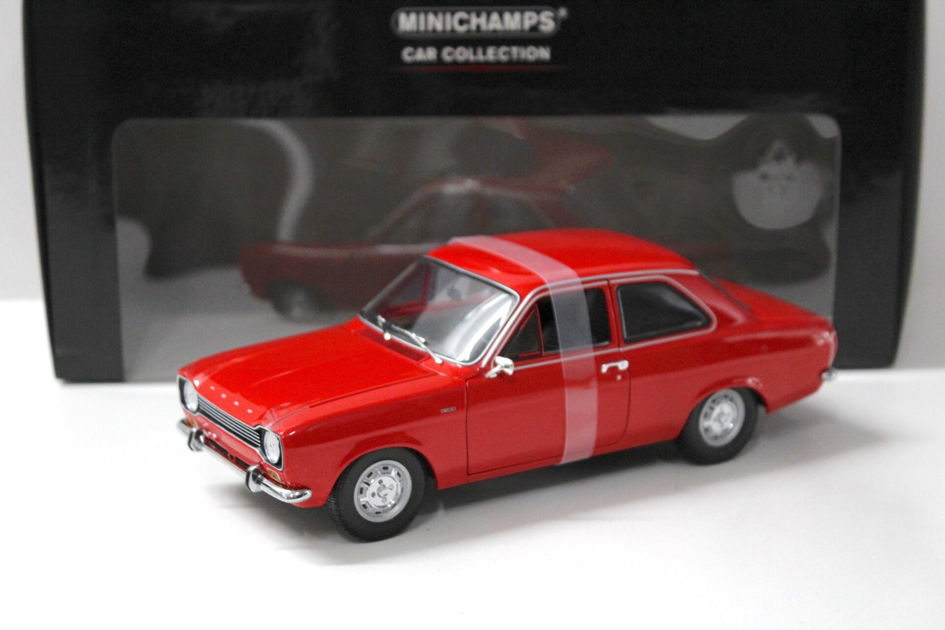 ID 42932 orig.jpg 1:18 Minichamps Ford Escort I LHD red 1968