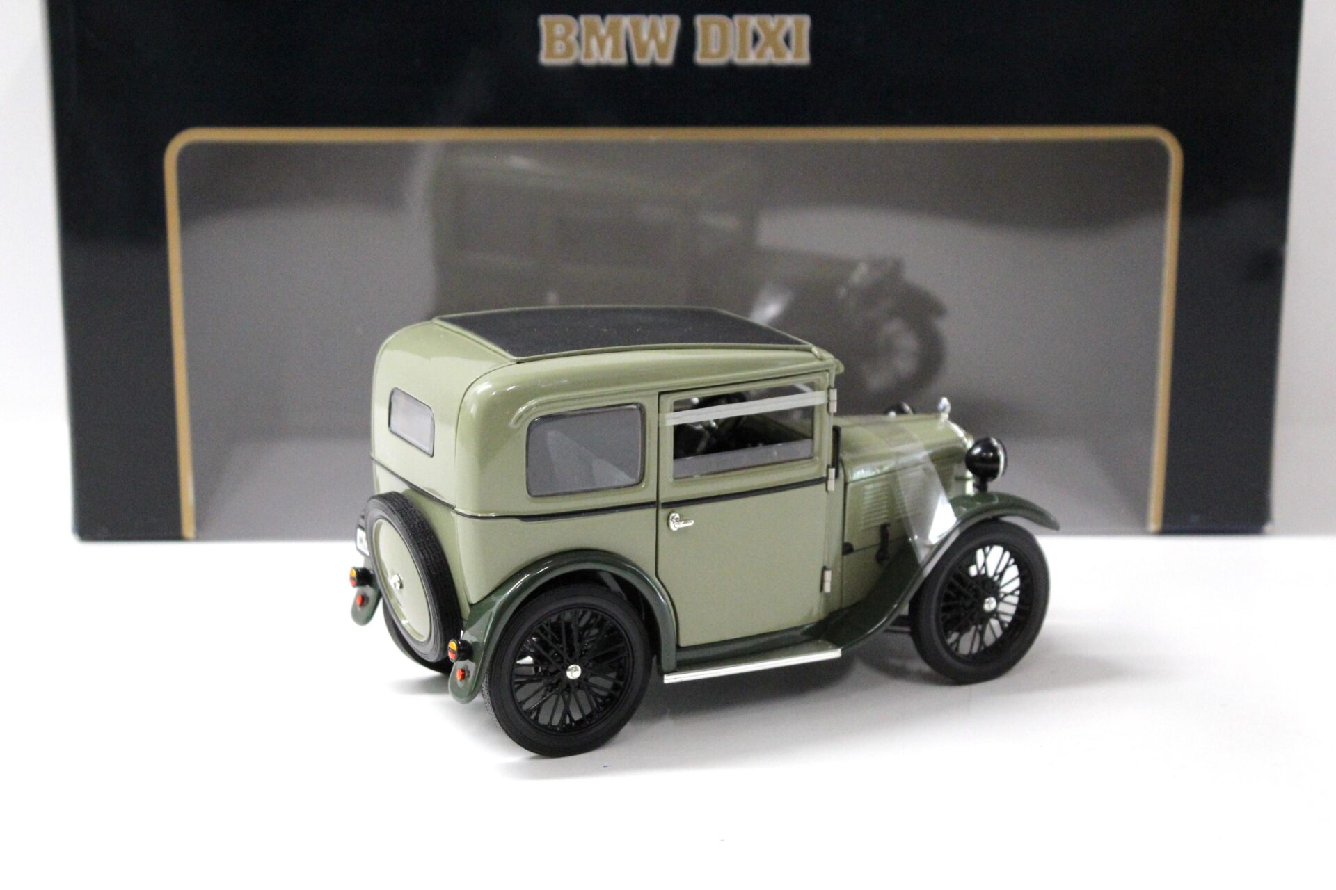 1:18 Ricko 1928 BMW Dixi 3/15 green/ black Top