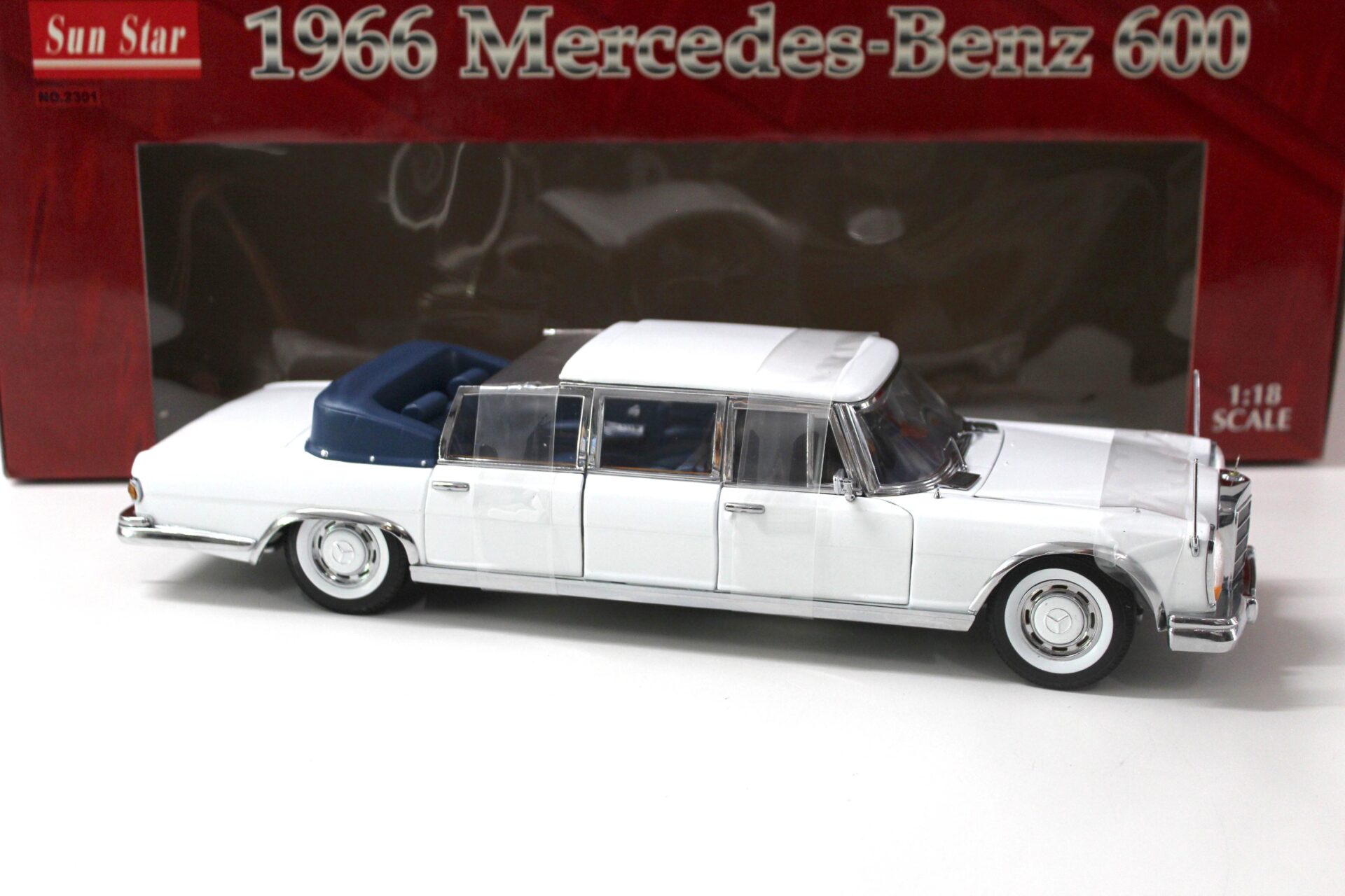 1:18 Sun Star Mercedes 600 Landaulet 1966 white