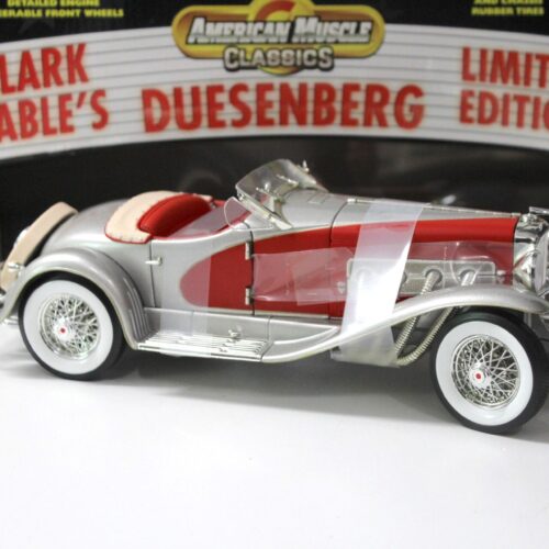 1:18 American Muscle ERTL Clark Gable's 1935 Duesenberg silver/ red - Image 2