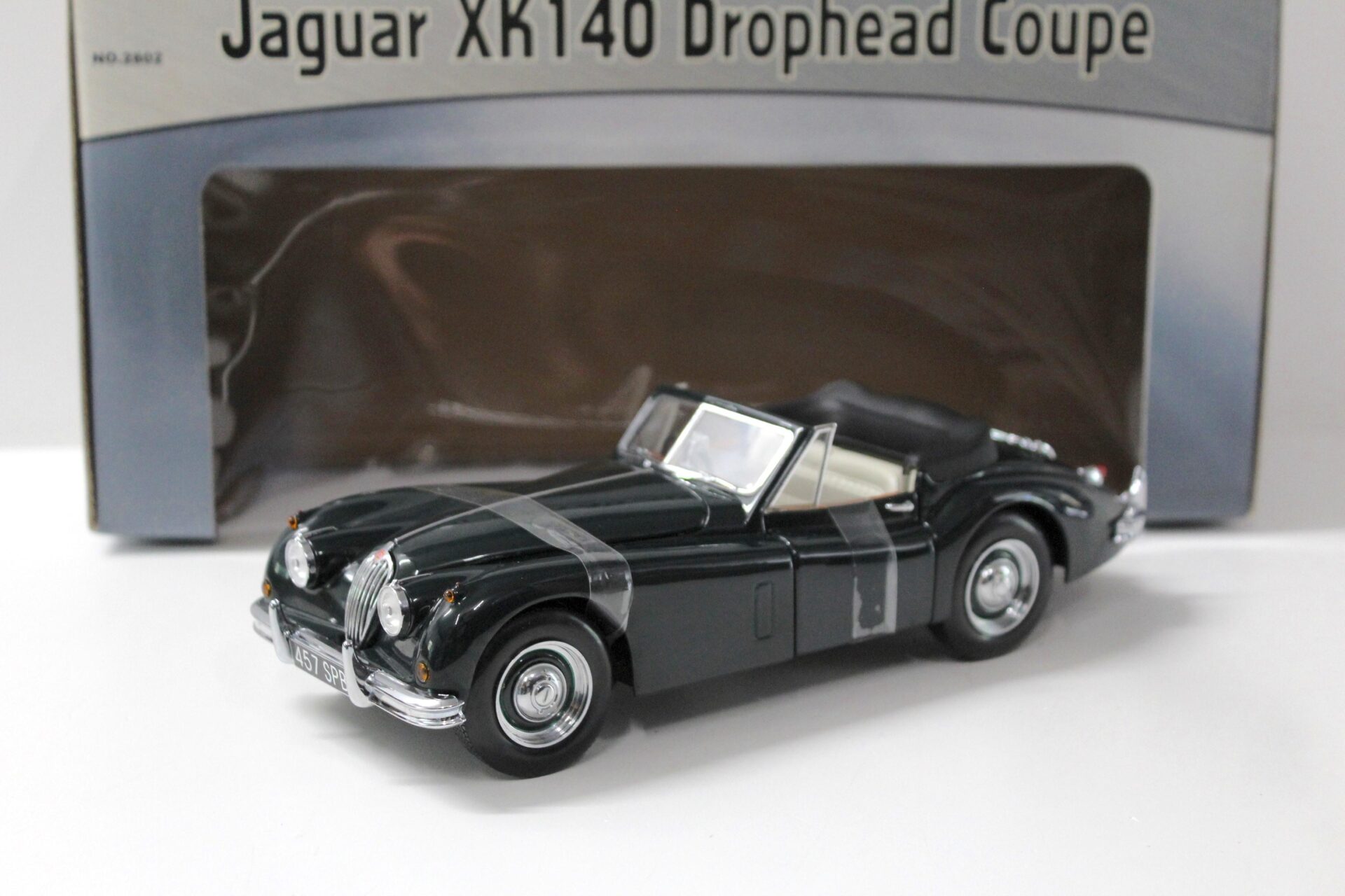 ID 44256 orig 1.jpg 1:18 Sun Star Jaguar XK140 Drophead Coupe dark green