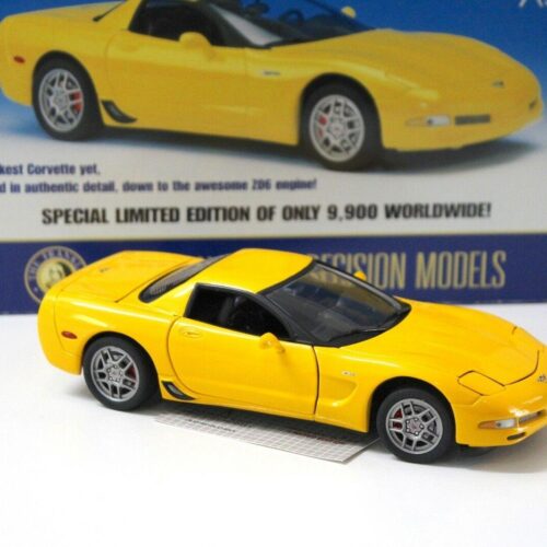1:24 Franklin Mint Chevrolet Corvette Z06 Coupe yellow 2003 - Image 2