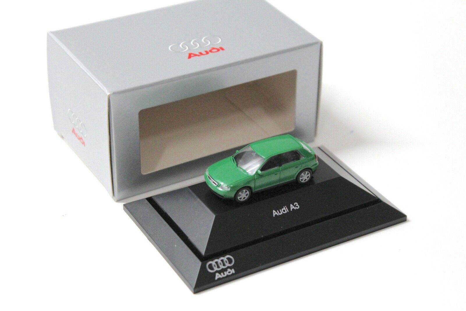 1:87 Rietze Audi A3 8L 5-Türer Kaktus green DEALER VERSION