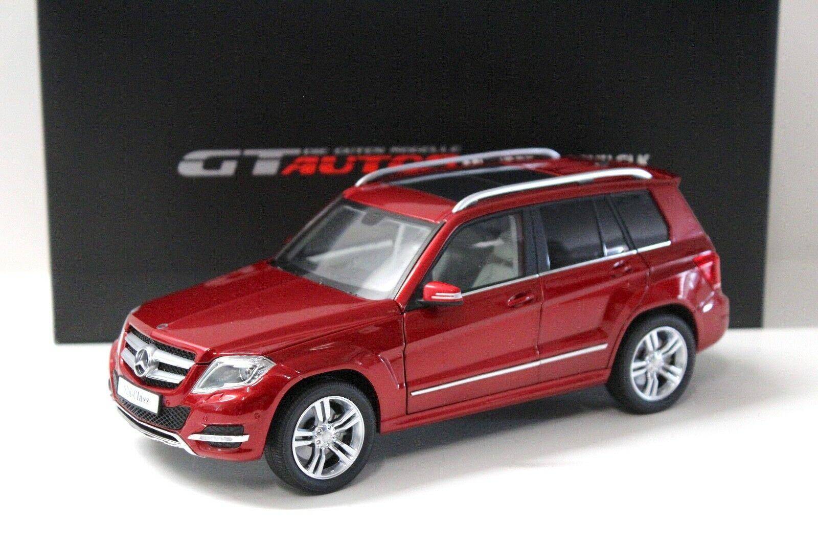 ID 44848 orig.jpg 1:18 Welly GTA Mercedes GLK 2013 red SP