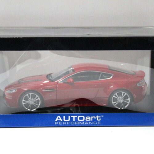 1:18 AUTOart Aston Martin Vantage V12 Coupe red
