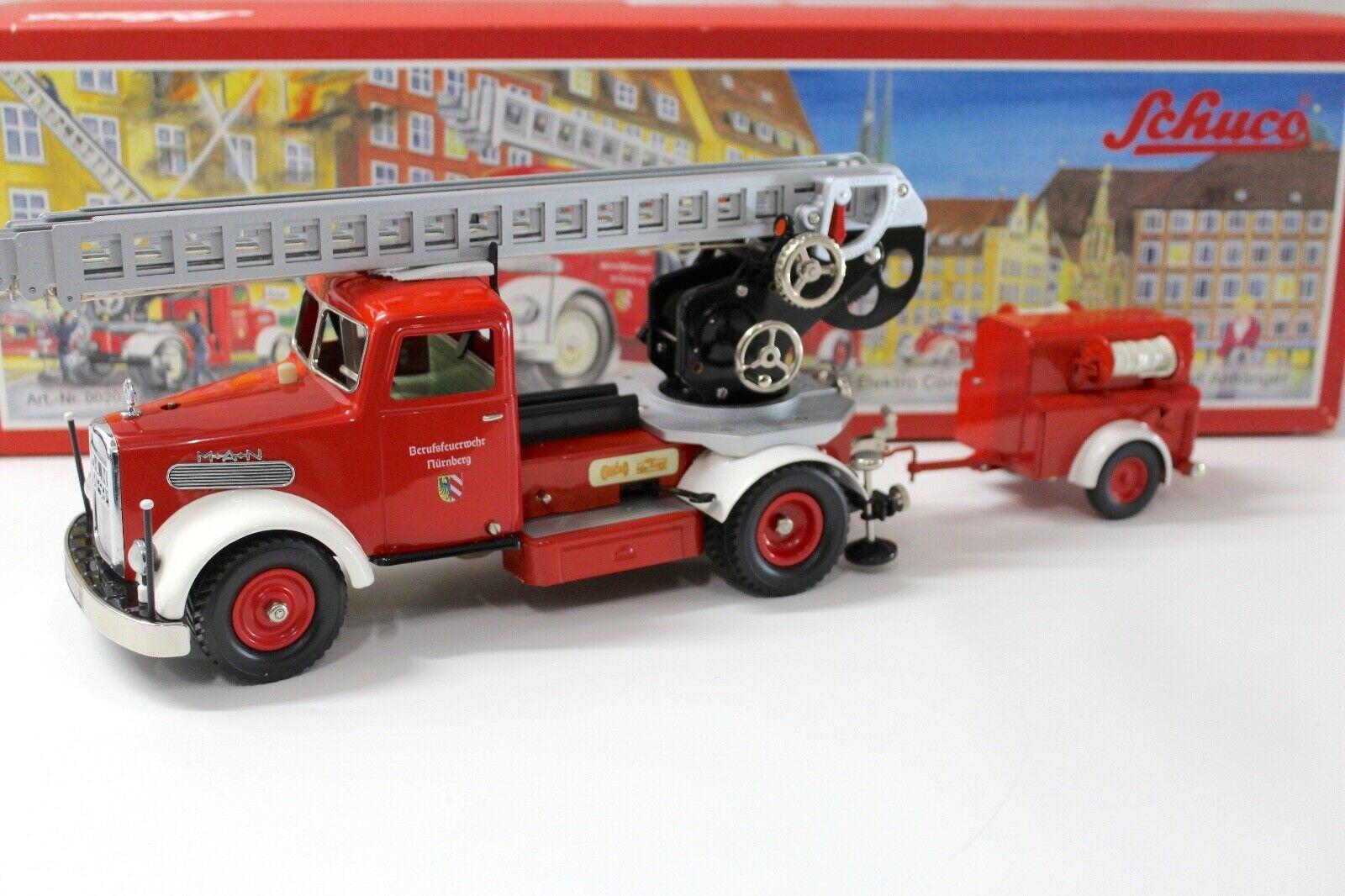 ID 46350 orig.jpg Schuco 00203 Elektro Construction MAN LKW Feuerwehr mit Anhänger red