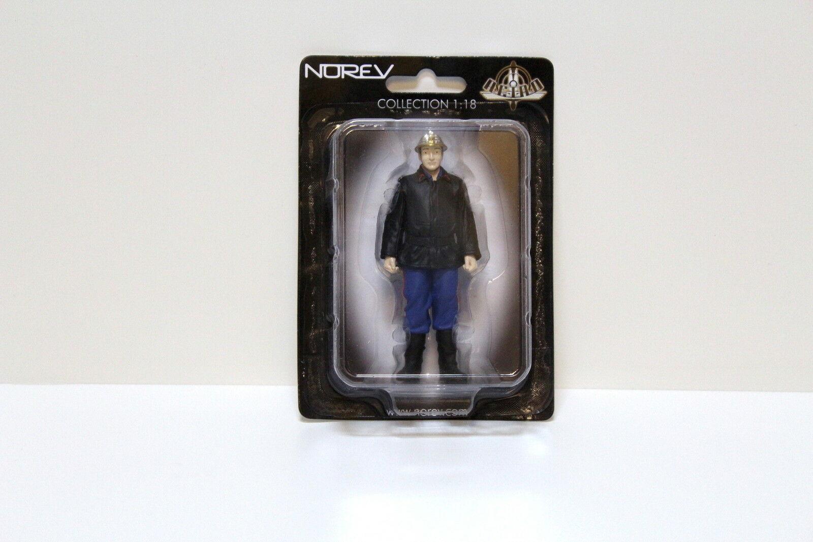 ID 46559 orig.jpg 1:18 Norev Pompier/ Feuerwehrmann 60´s