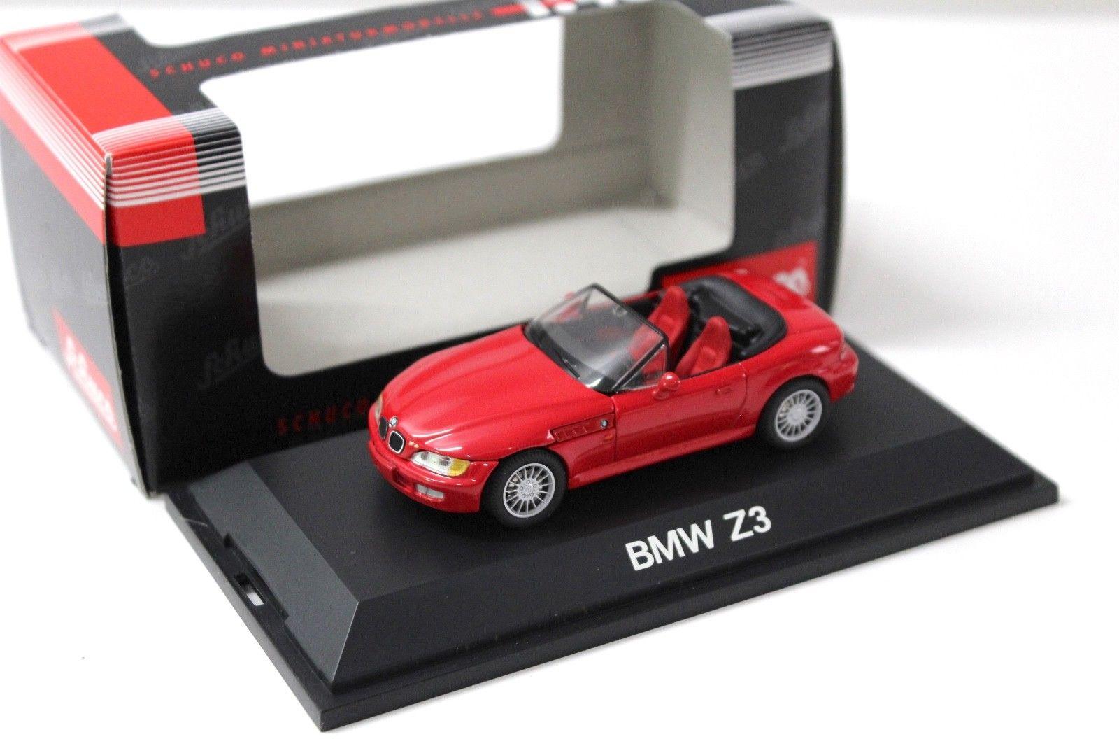 ID 46626 orig.jpg 1:43 Schuco BMW Z3 Roadster red (1)