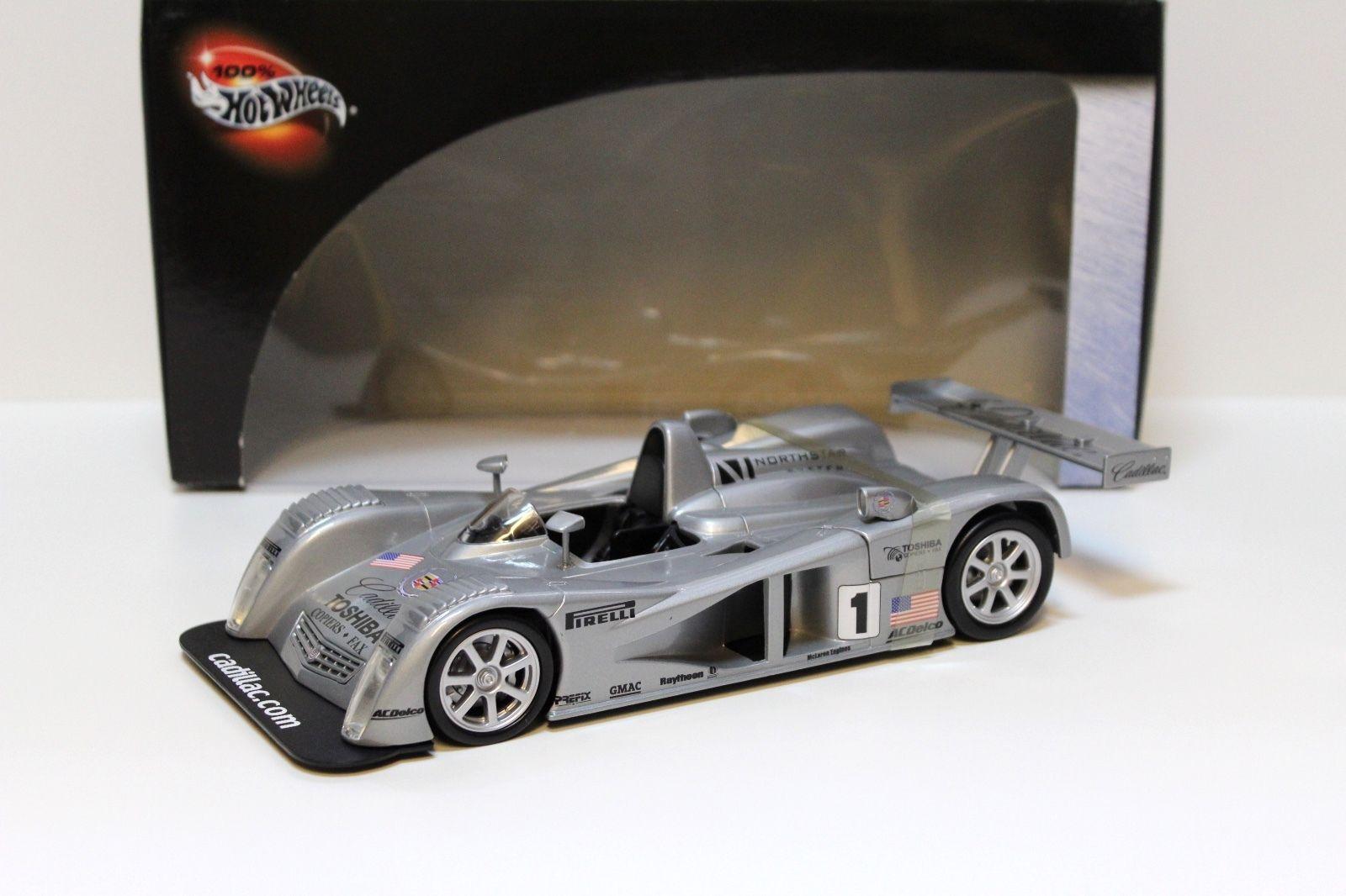 1:18 Hot Wheels Cadillac LMP #1 silver