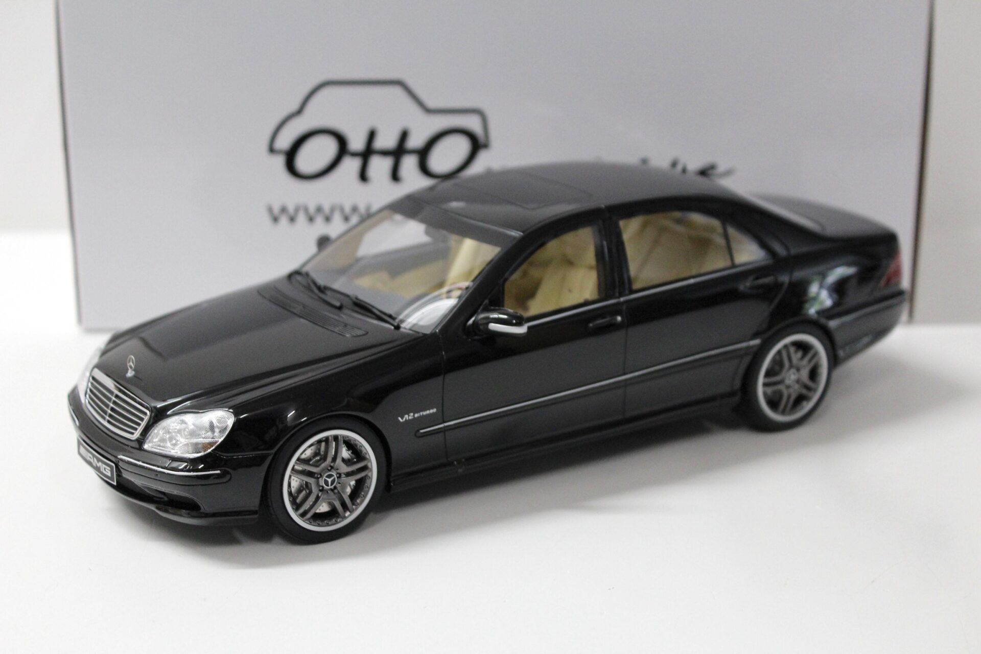 ID 47137 orig 1.jpg 1:18 OTTO mobile OT846 Mercedes S65 AMG S-Klasse W220 black 2004
