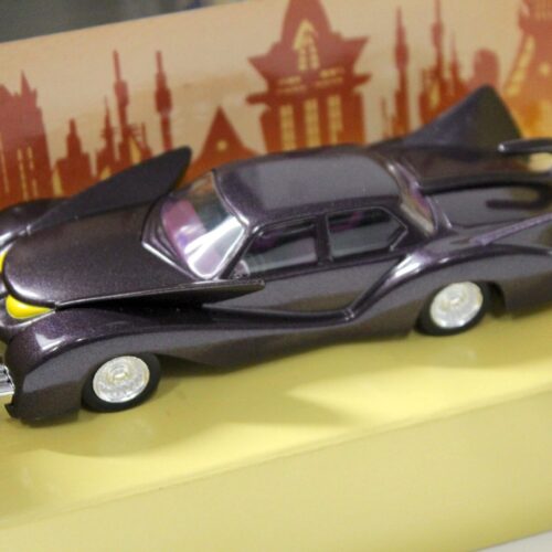1:43 Corgi 1960Â´s DC Comics Catmobile Batman