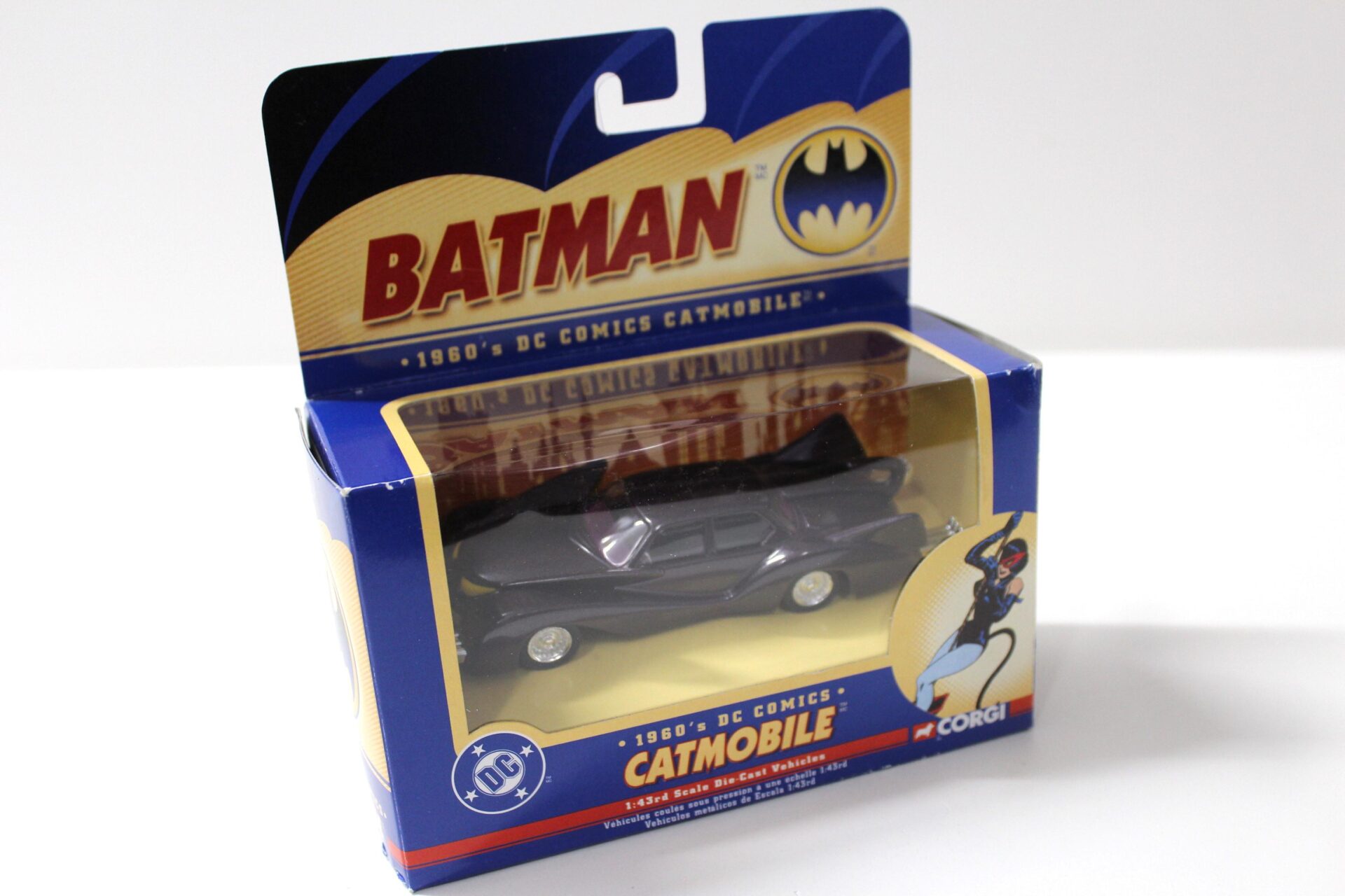 1:43 Corgi 1960Â´s DC Comics Catmobile Batman