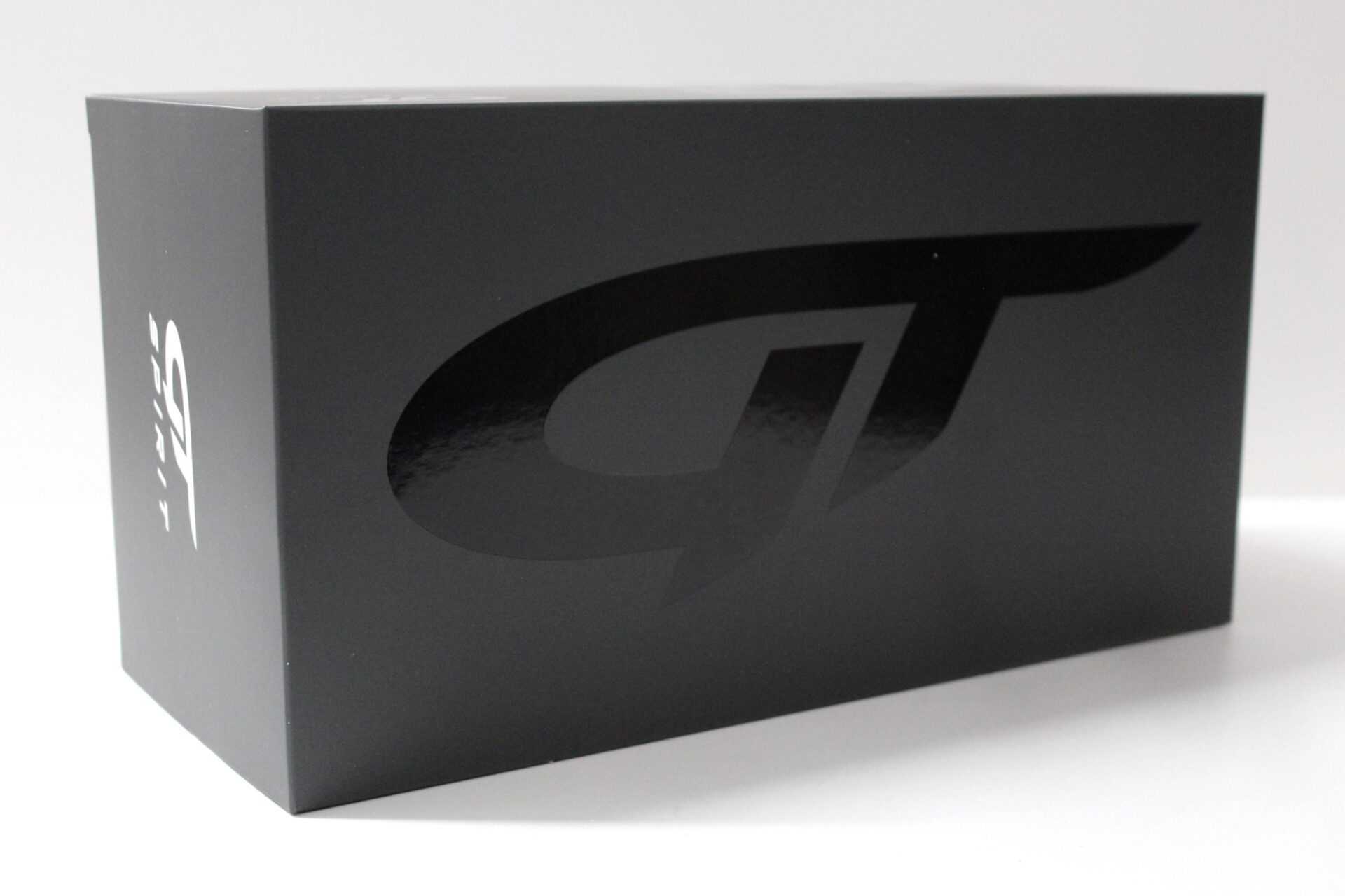 1:18 GT Spirit GT285 BMW M8 Gran Coupe ametrin-metallic 2020