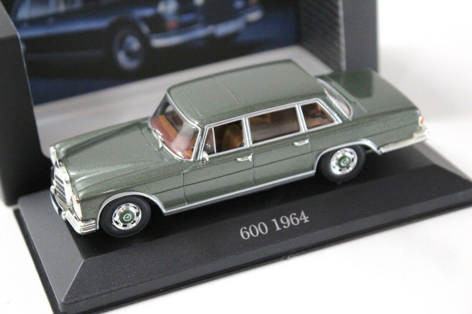 1:43 Premium Collectibles Mercedes 600 SWB W100 green DEALER VERSION