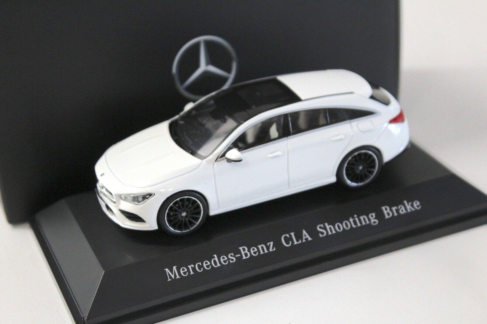 ID 49467 orig.jpg 1:43 Spark Mercedes CLA Shooting Brake white 2019 DEALER VERSION