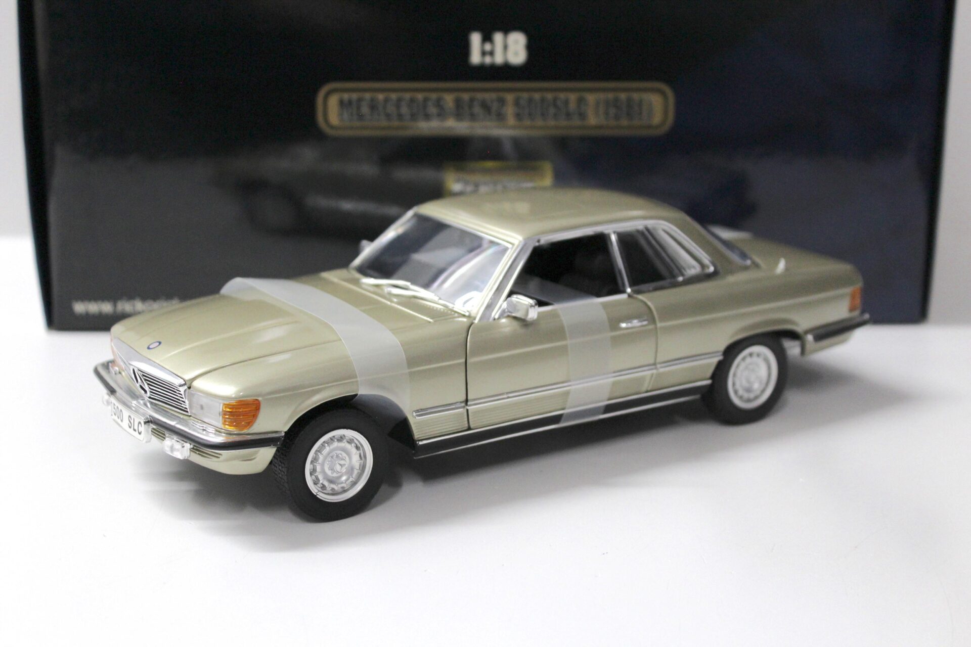 ID 49537 orig 1.jpg 1:18 Ricko Mercedes 500SLC Coupe 1981 gold metallic