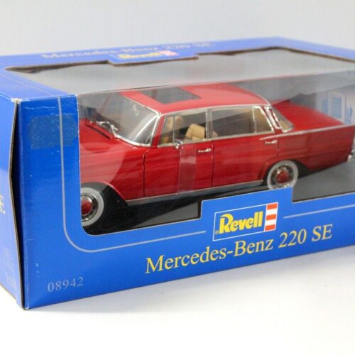 1:18 Revell Mercedes 220SE Limousine red
