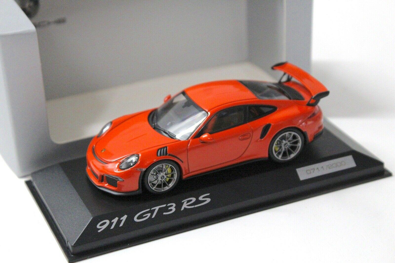 1:43 Minichamps Porsche 911 991 GT3 RS orange DEALER VERSION